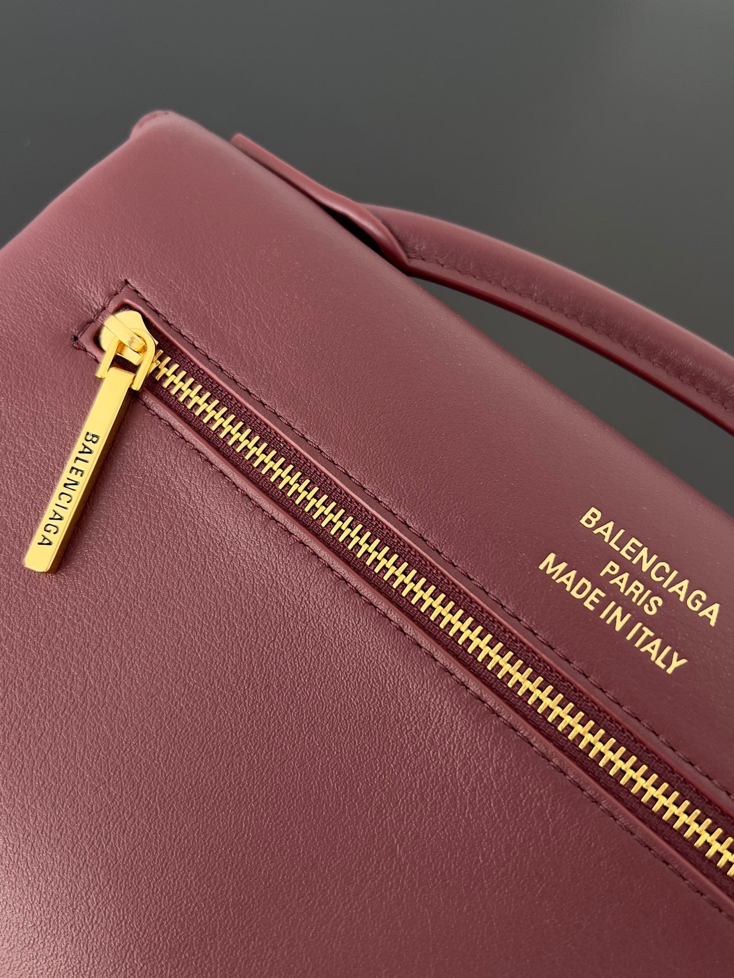 BEL AIR CLUTCH 27 IN BURGUNDY RED NAPPA LAMBSKIN GOLD HARDWARE