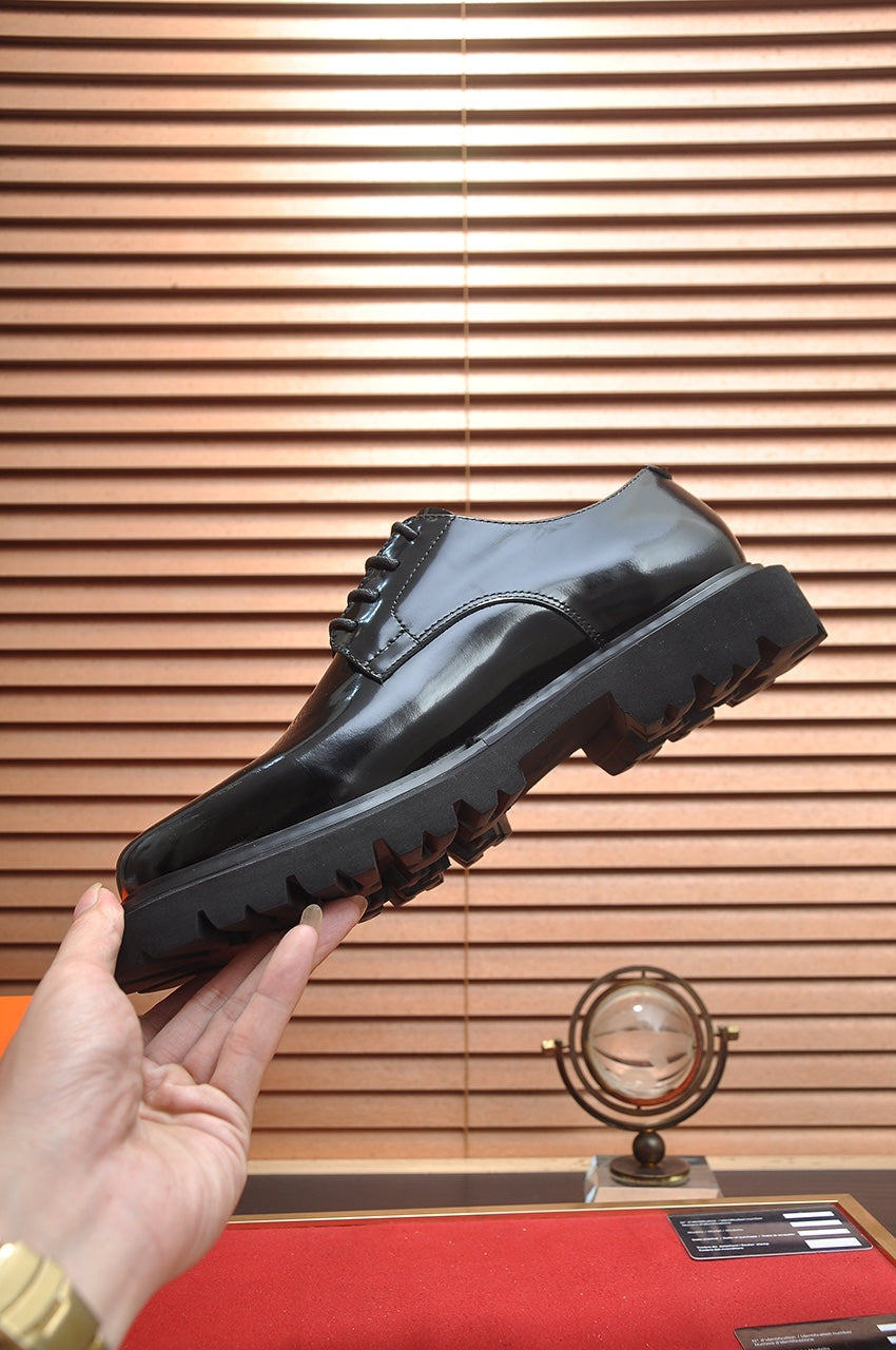 HM Men's Derby Shoe Black Patent Leather 124304