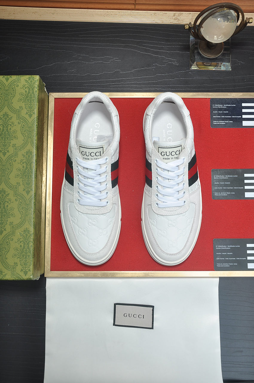 GG Men's ACE Sneaker White Suede Sheepskin 526172