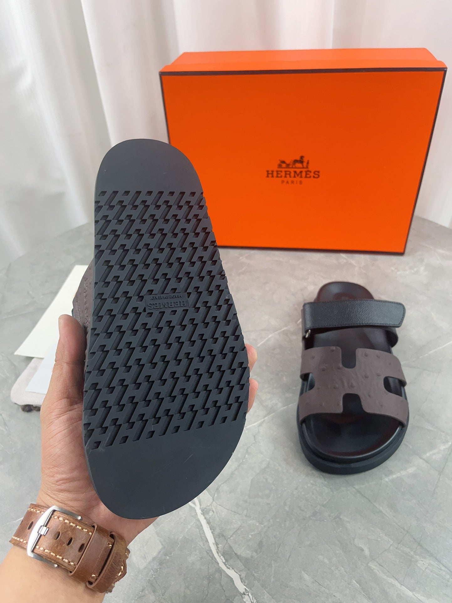 chypre sandal black chocolate calfskin