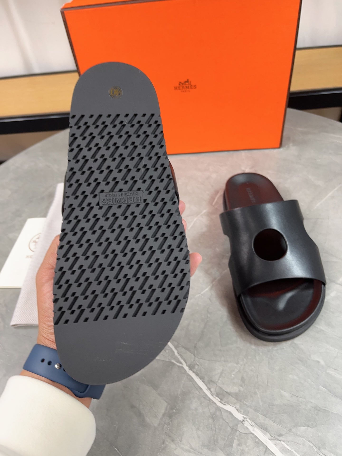 HM Men's Edith Slide Black Sheepskin 567372