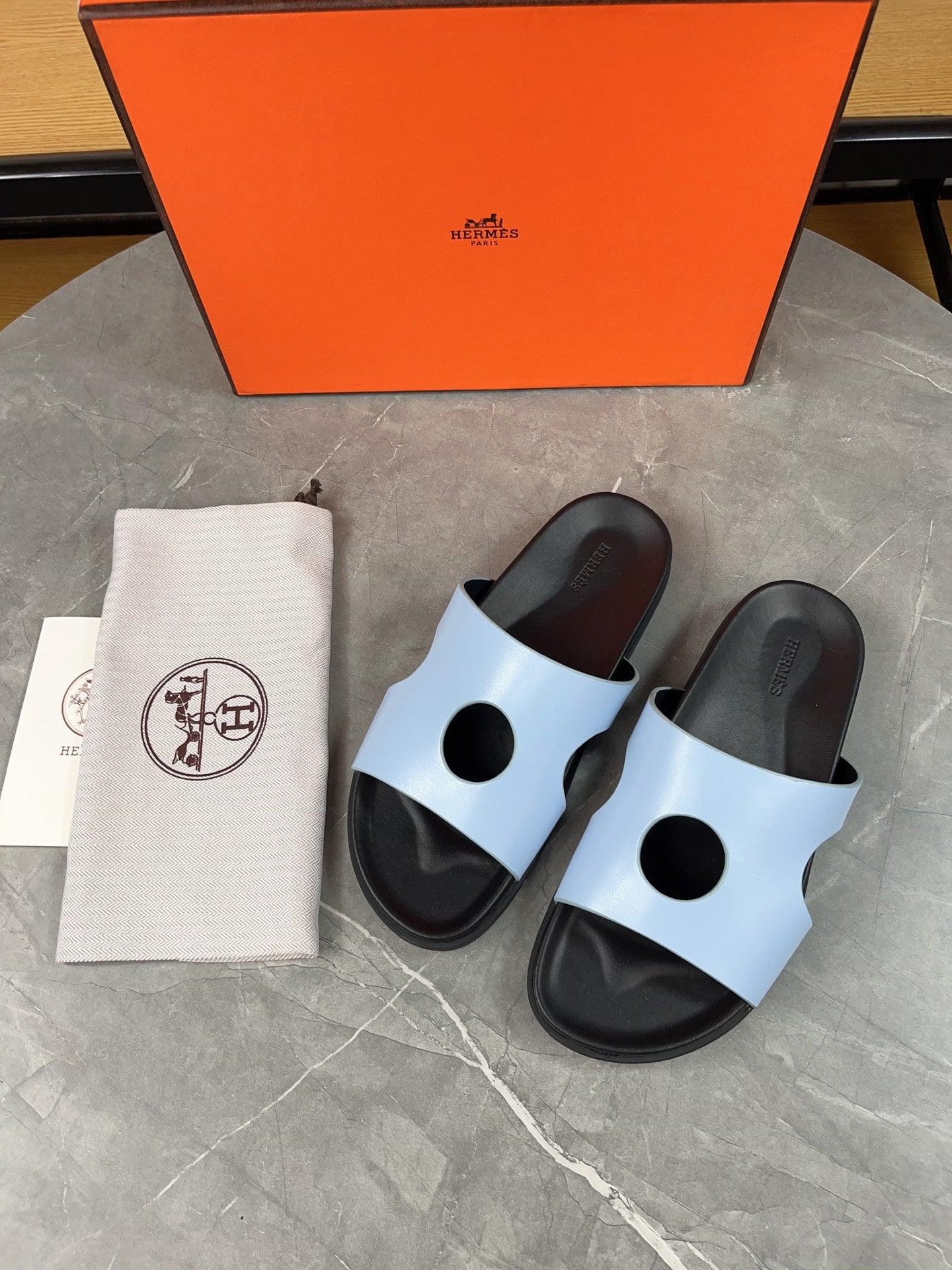 HM Men's Edith Slide Blue Sheepskin 567375