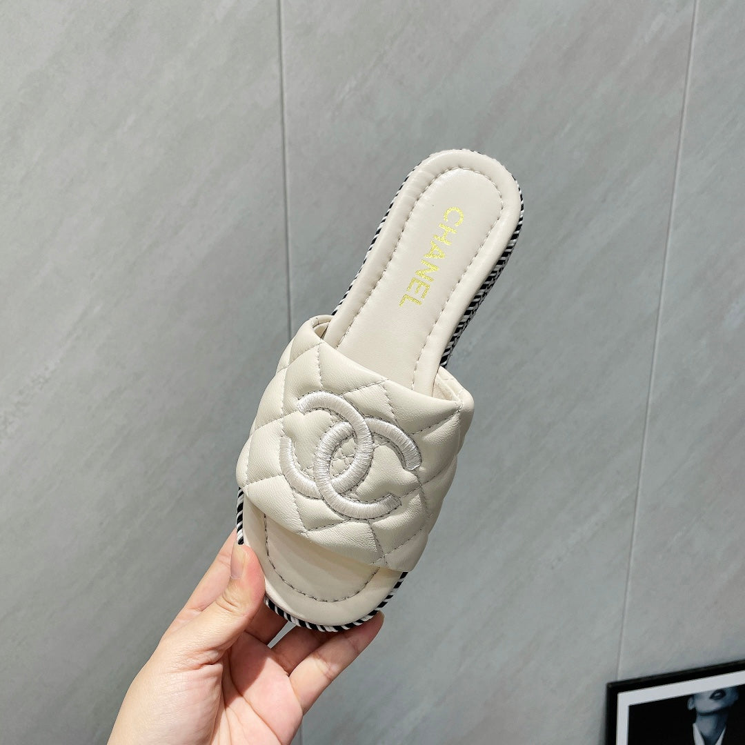 CC 25 Espadrilles Sandal Quilted Calfskin