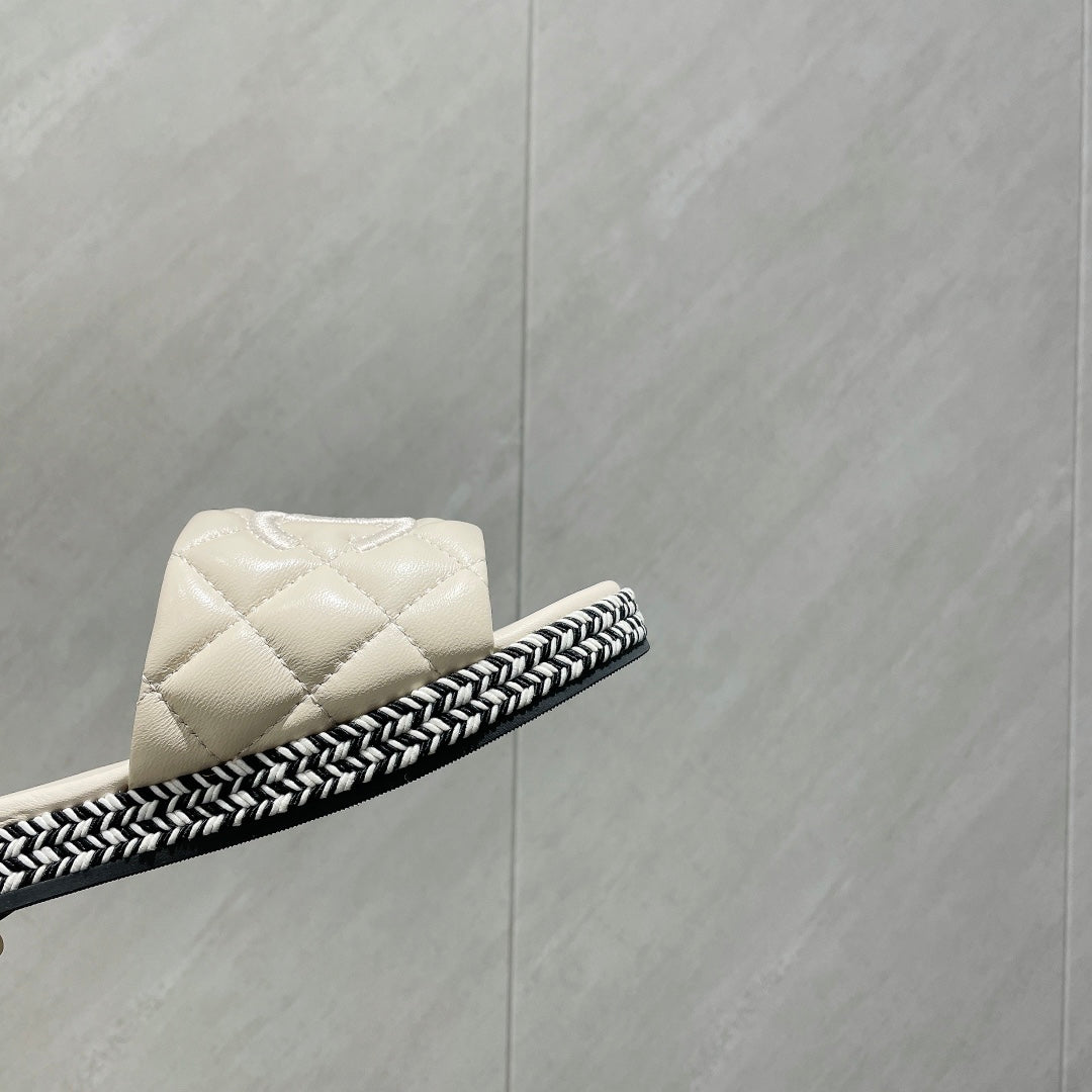 CC 25 Espadrilles Sandal Quilted Calfskin