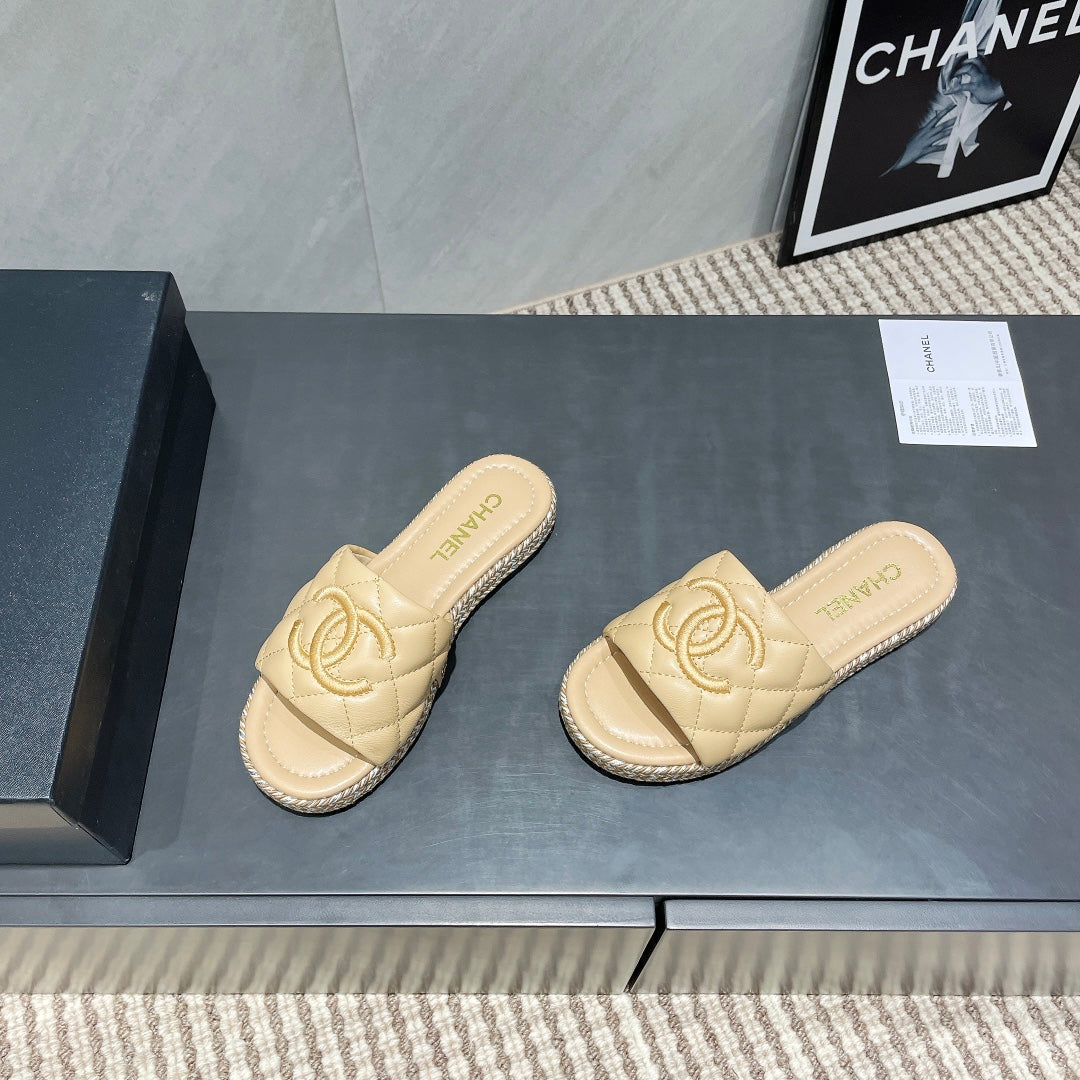 CC 25 Espadrilles Sandal Quilted Calfskin