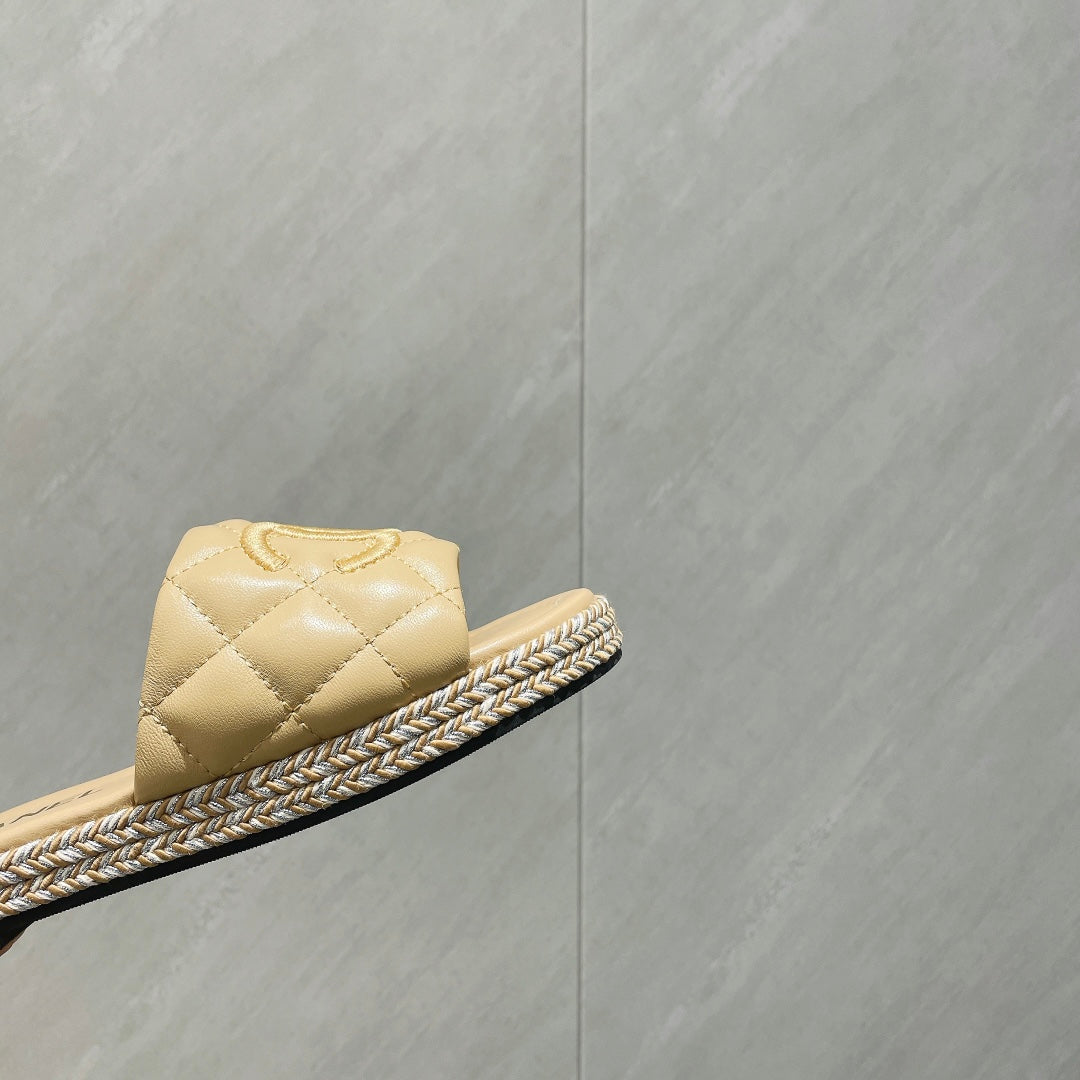 CC 25 Espadrilles Sandal Quilted Calfskin