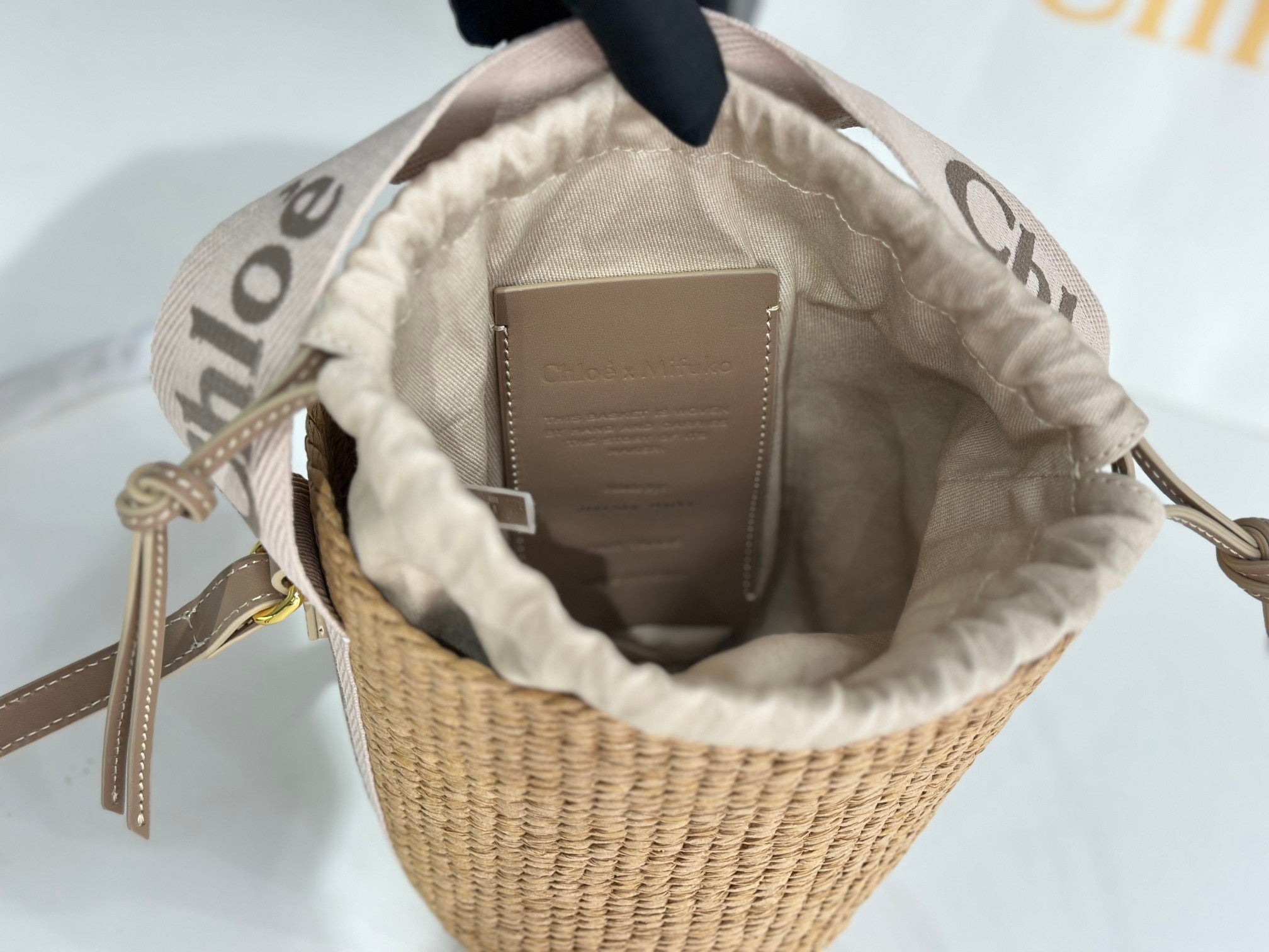 Chloe Woody straw bucket bag beige raffia