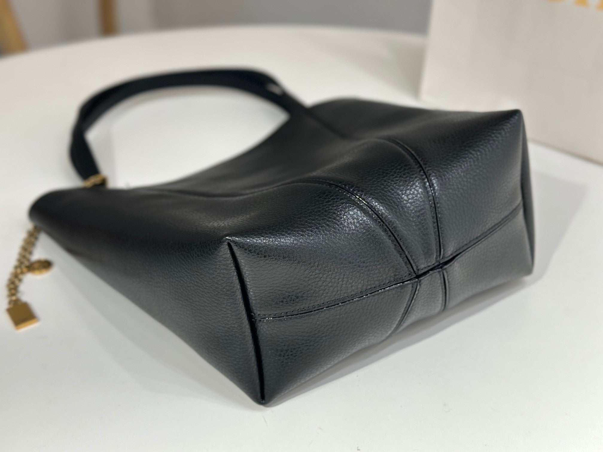 Chloe Spin Medium Bag Black Calfskin