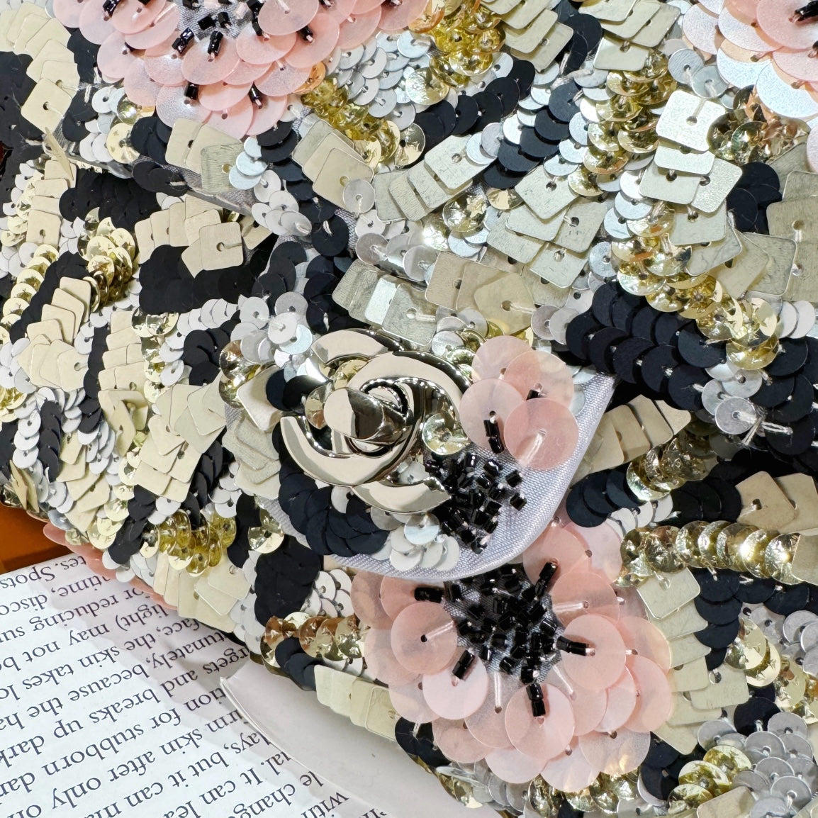 24S Flap Bag 25.5cm Multicolor Sequin Pink Flower Pearl Caflskin