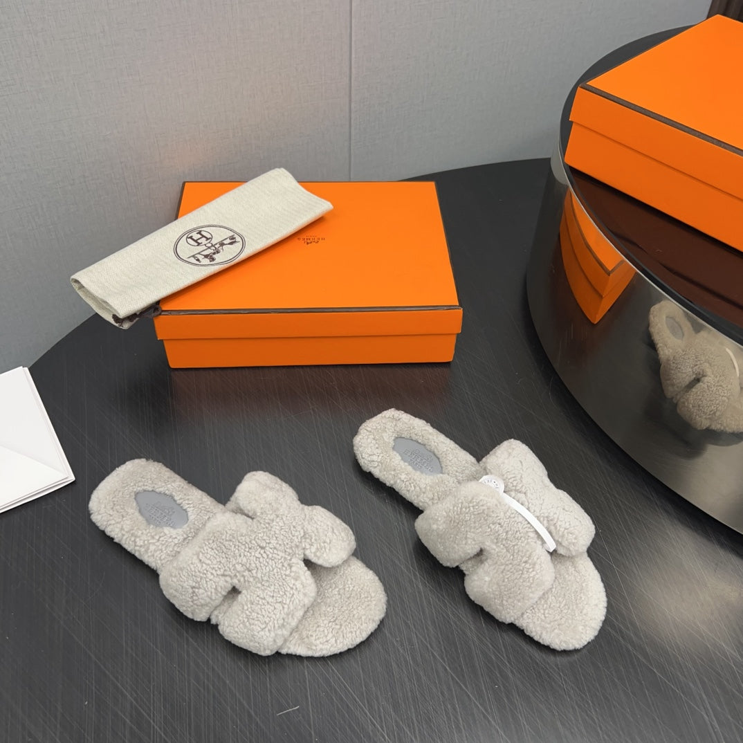 HM Oran Sandal Light Grey Wool  952308