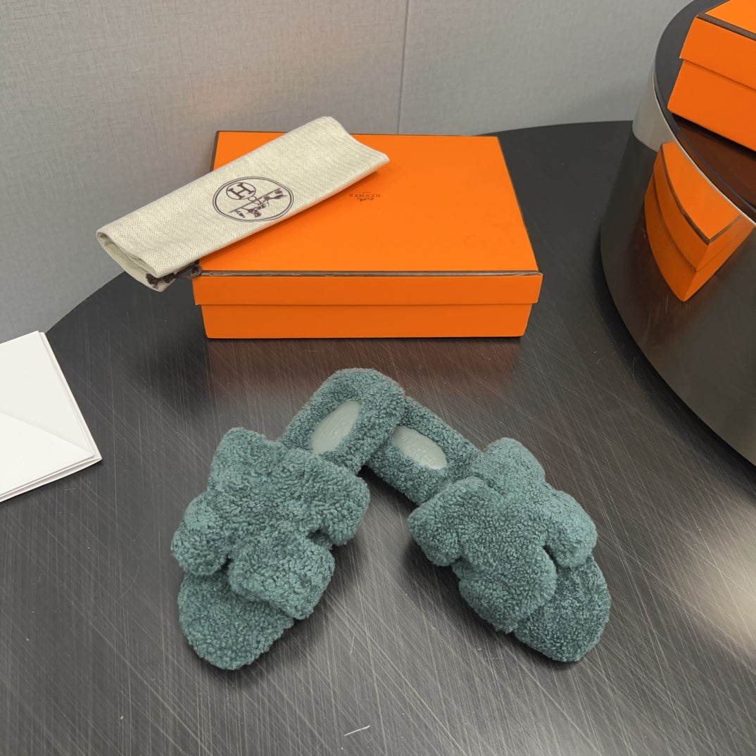 HM Oran Sandal Dark Grey Green Wool 952312