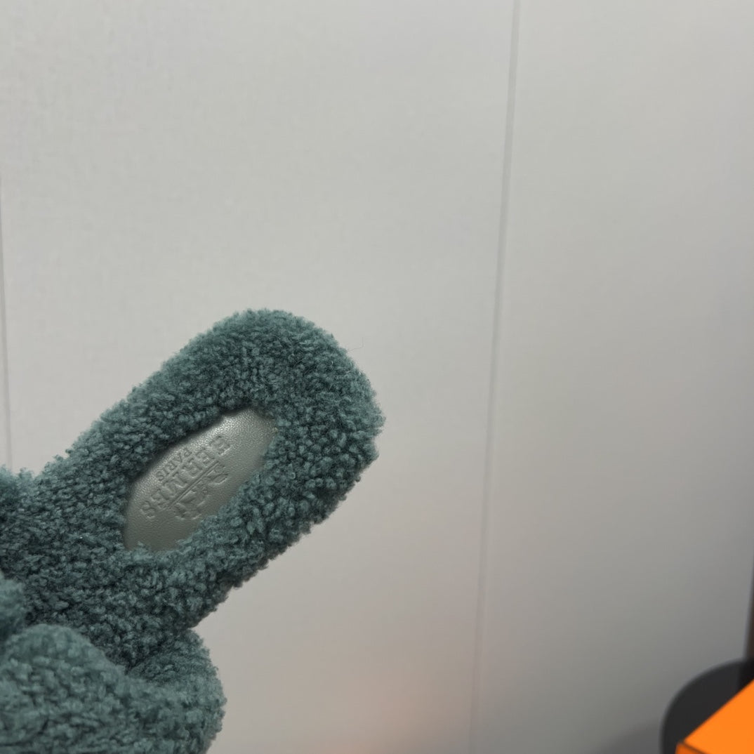 HM Oran Sandal Dark Grey Green Wool 952312