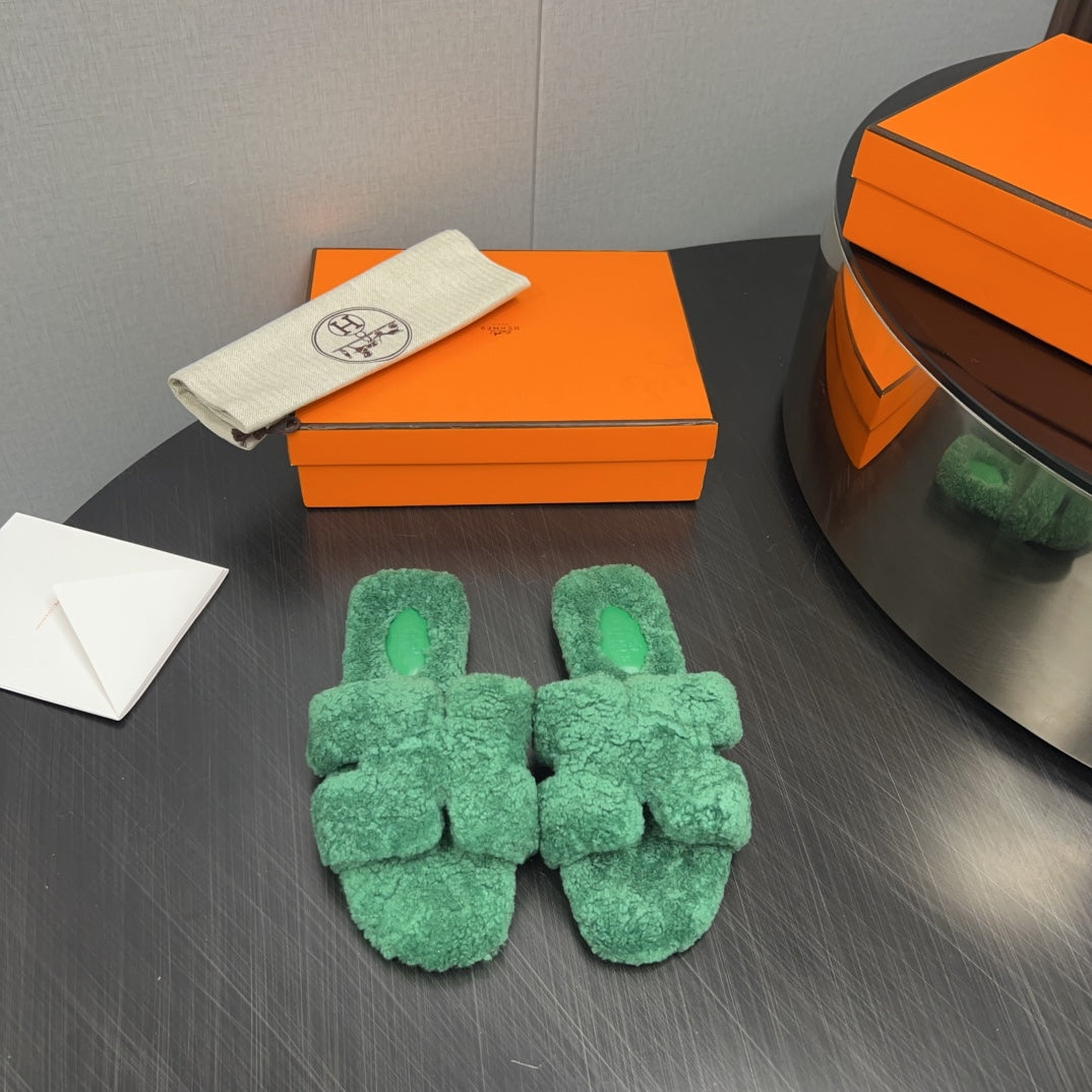 HM Oran Sandal Castleton Green Wool 952328