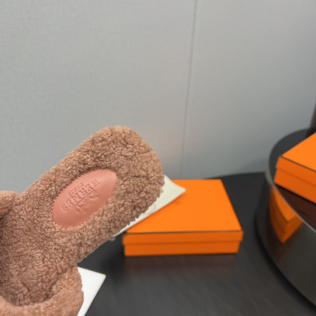 HM Oran Sandal Pink Brown Wool 952330