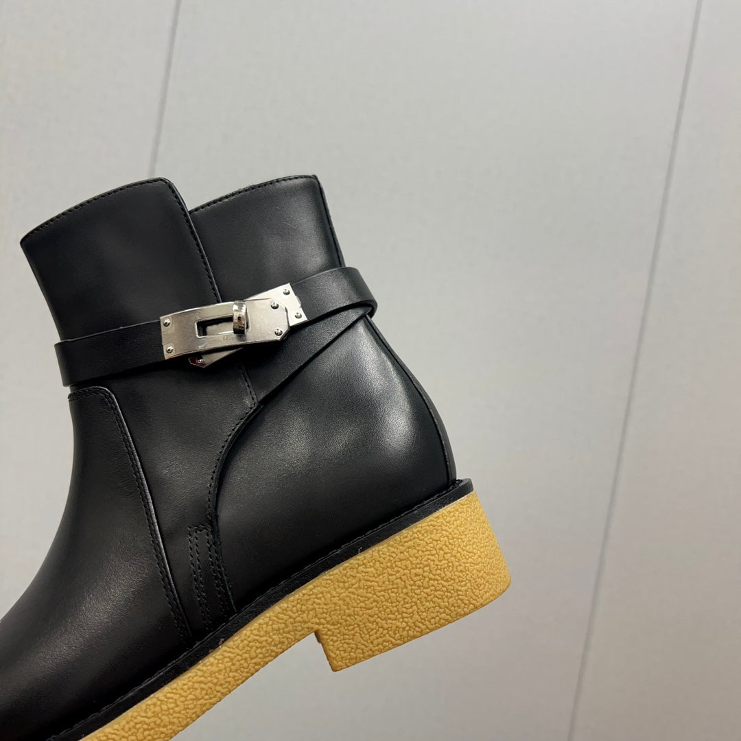 HM History Ankle Boot 30mm Black Cowhide 952479