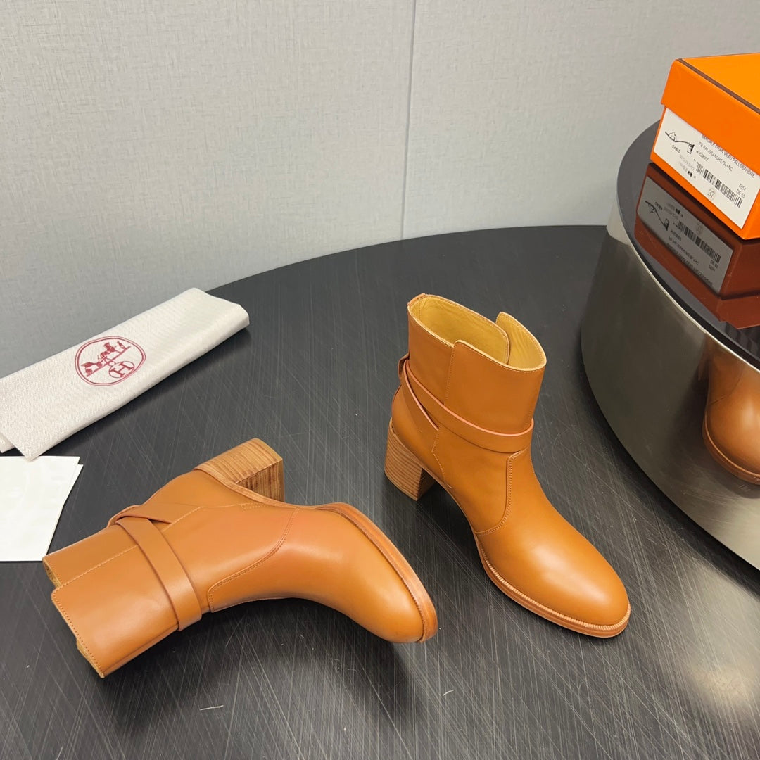 HM Frenchie 50 Ankle Boot Brown Cowhide 952487