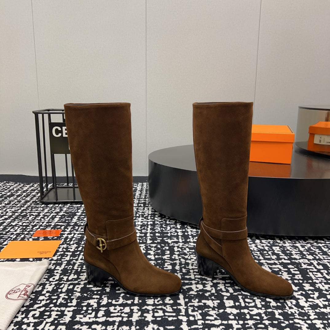 HM Justine 50 Boot Chestnut Brown Suede  952363