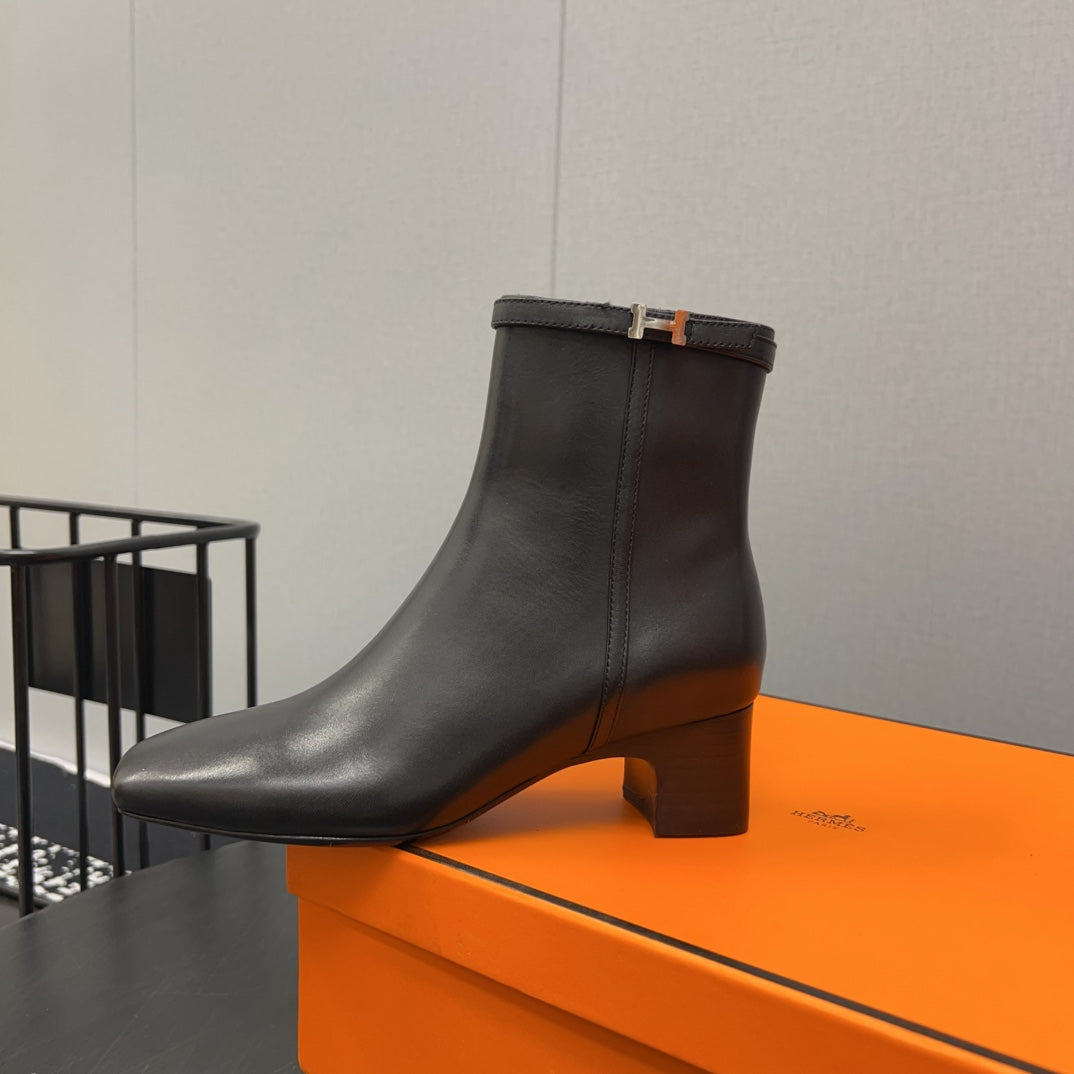 HM Botines ImpÃ©rial 50mm Black Cowhide 952392