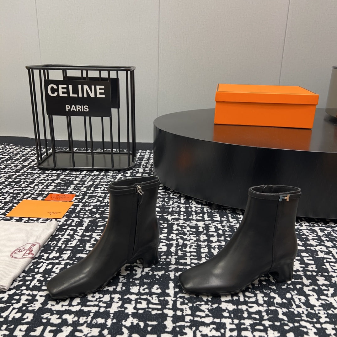 HM Botines ImpÃ©rial 50mm Black Cowhide 952392