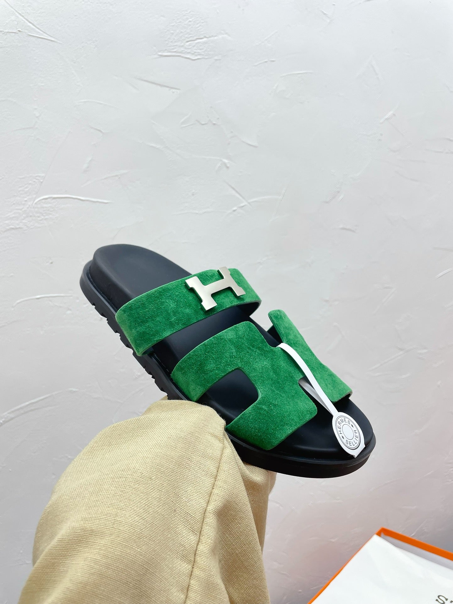 CHYPRE SANDAL OCEAN SUEDE WITH H BUCKLE