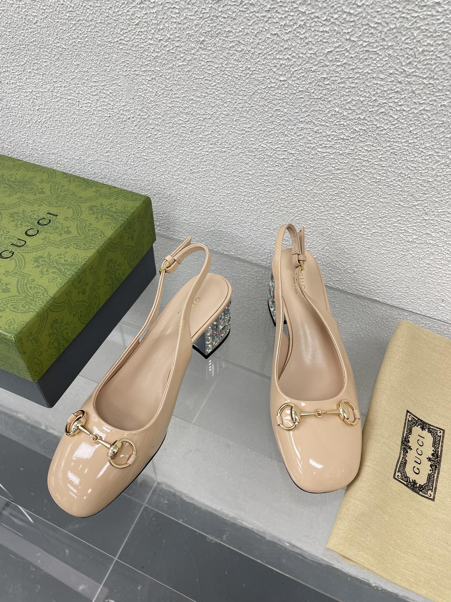 GG WOMEN'S HORSEBIT SLINGBACK IN TAN BEIGE CALFSKIN WITH RHINSTONES