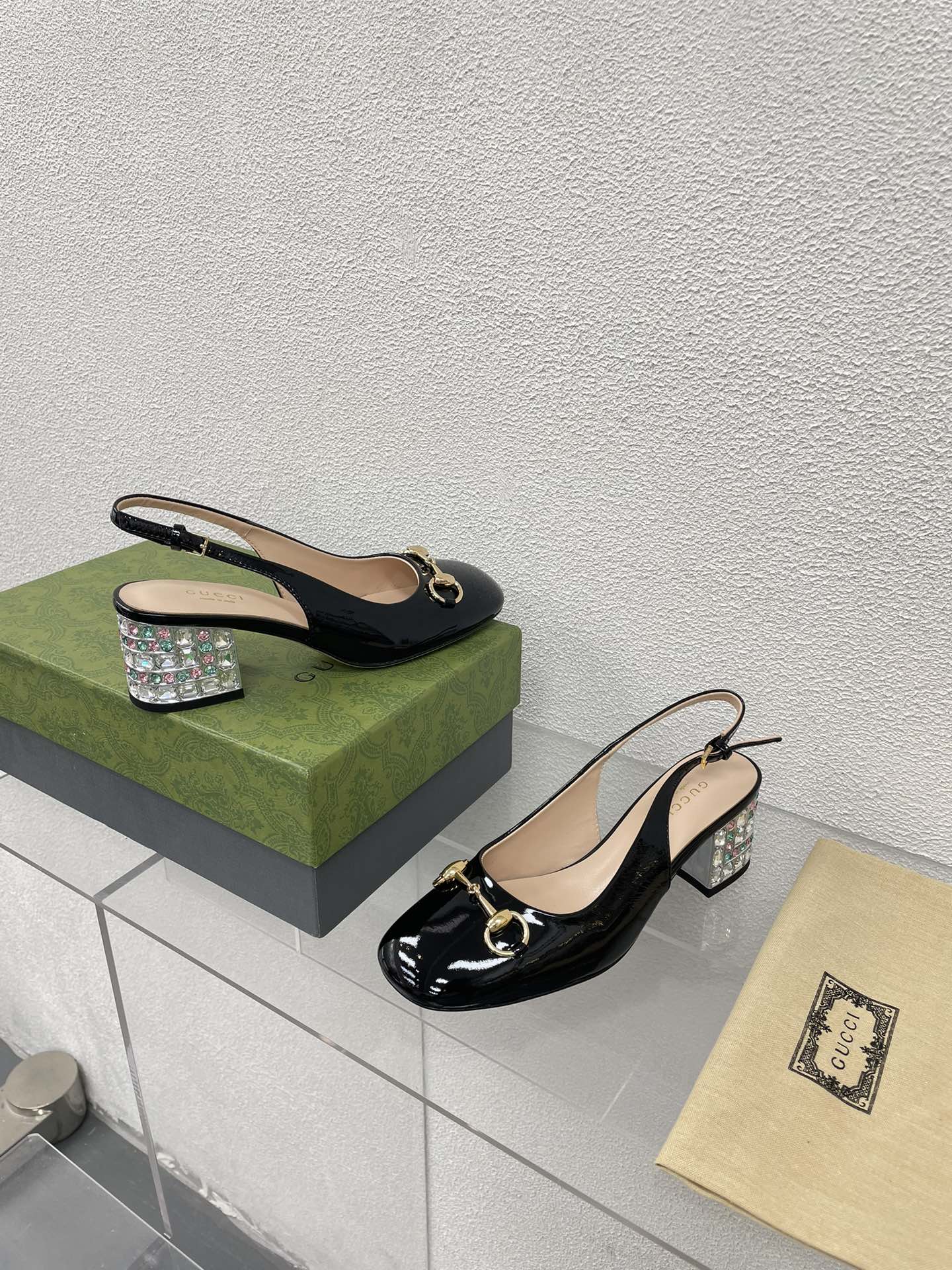 GG WOMEN'S HORSEBIT SLINGBACK IN BLACK CALFSKIN WITH RHINSTONES