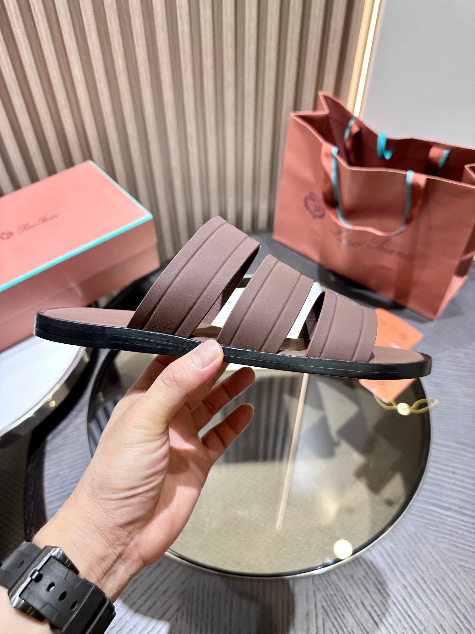 LP NAHA SANDAL CHOCOLATE LAMBSKIN