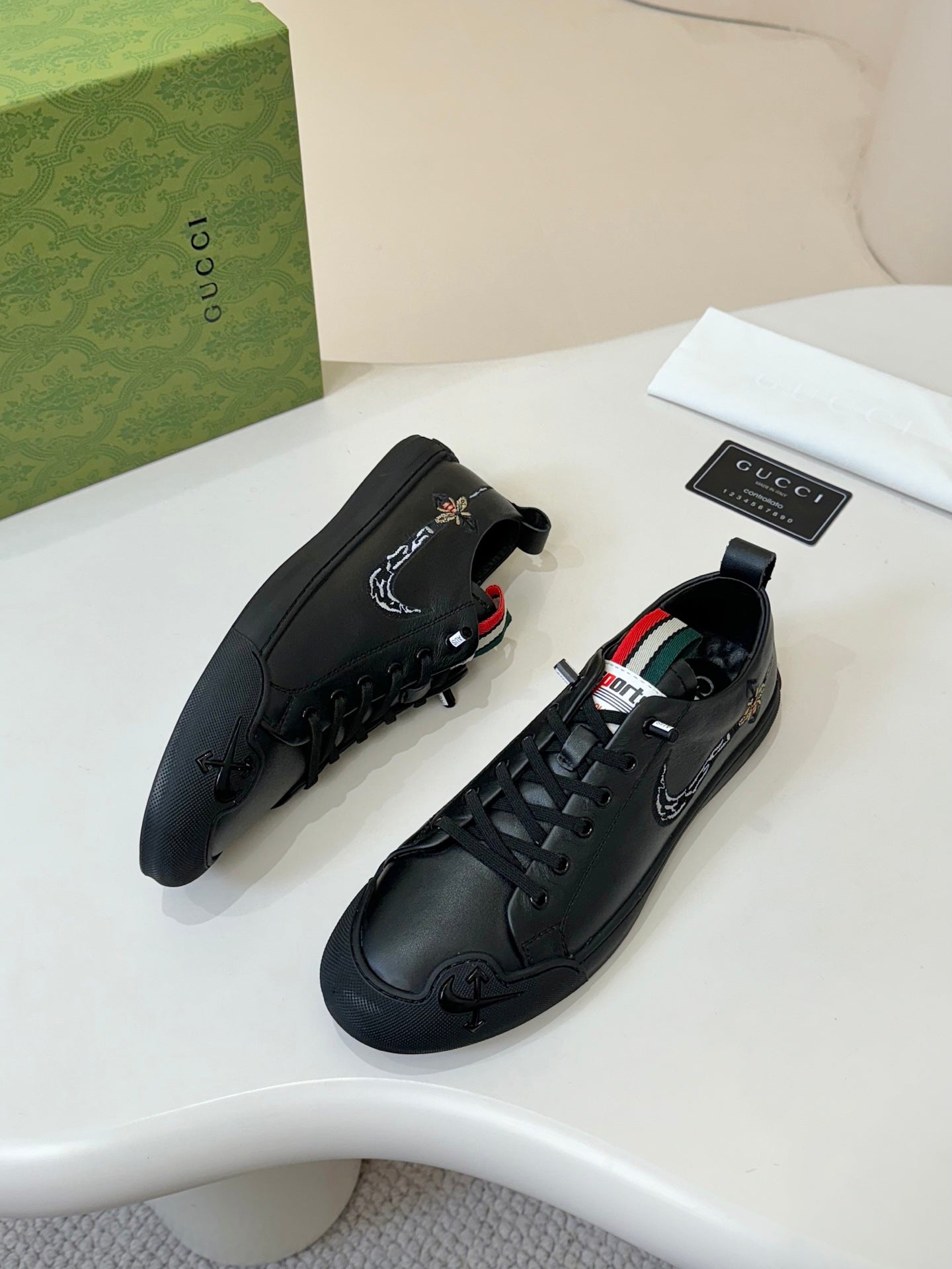 GG Men's Sneaker Black Cowhide 740210