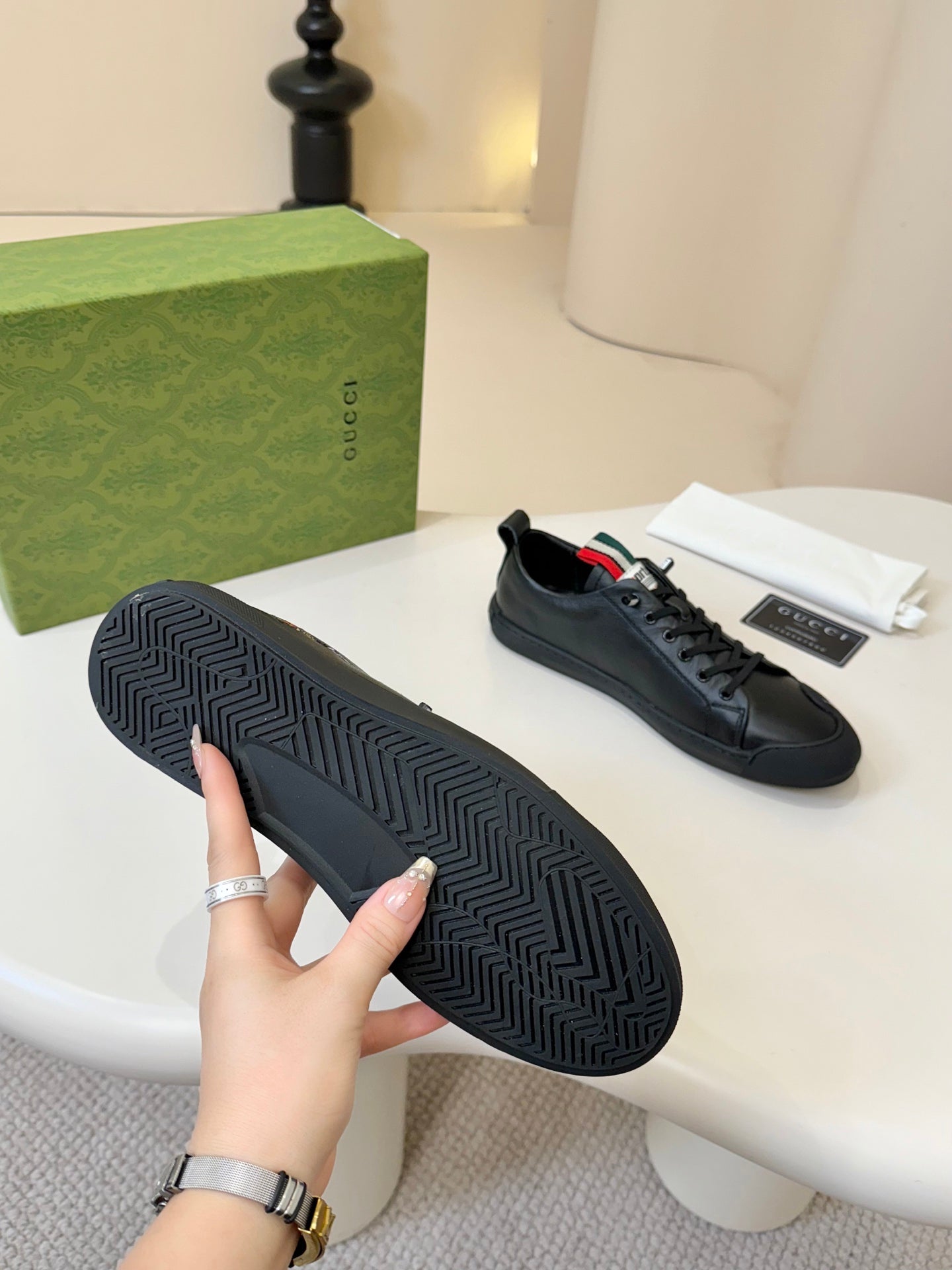 GG Men's Sneaker Black Cowhide 740210