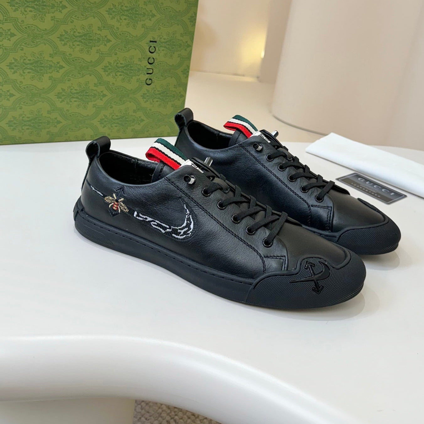 GG Men's Sneaker Black Cowhide 740210