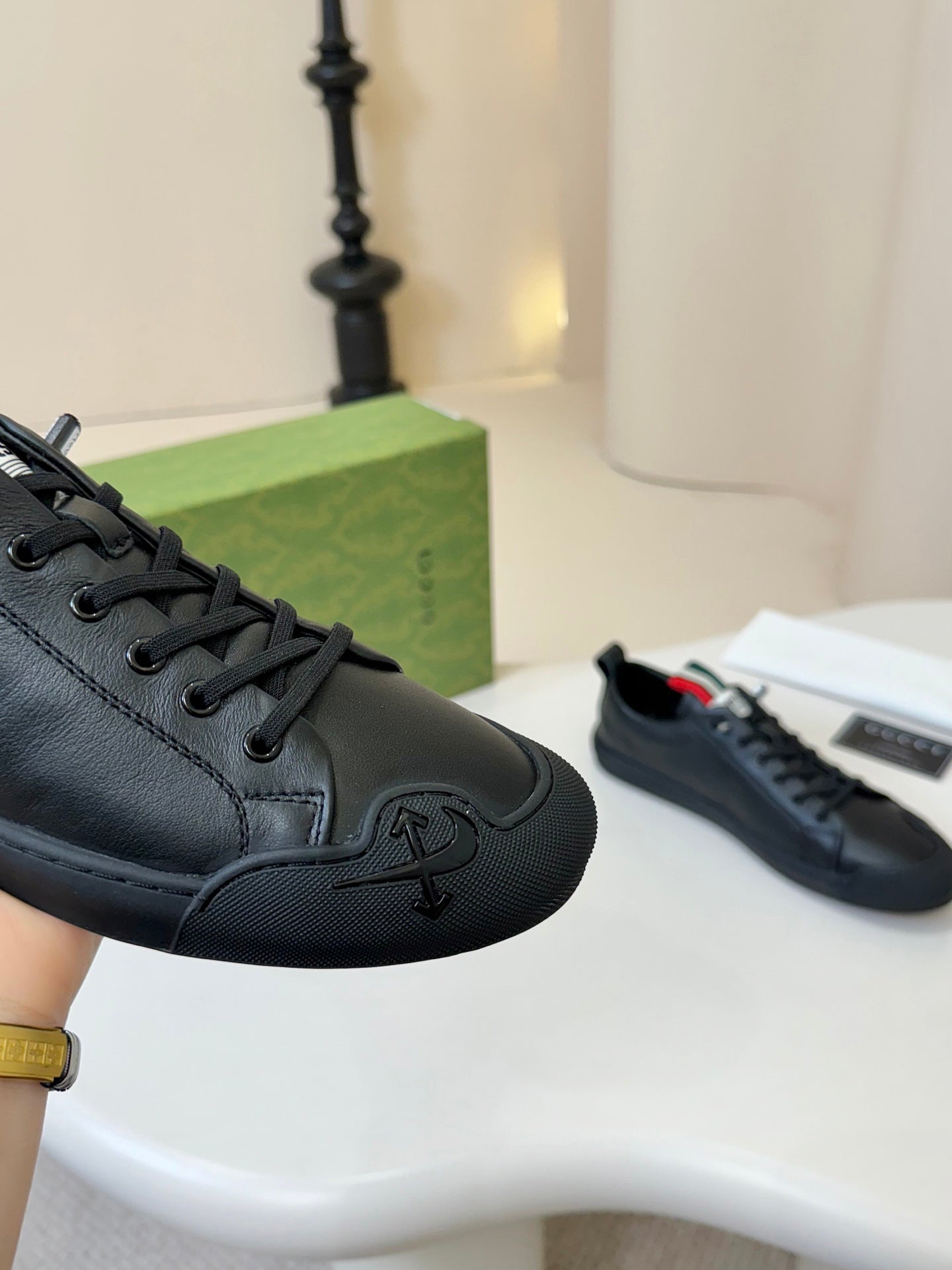 GG Men's Sneaker Black Cowhide 740210