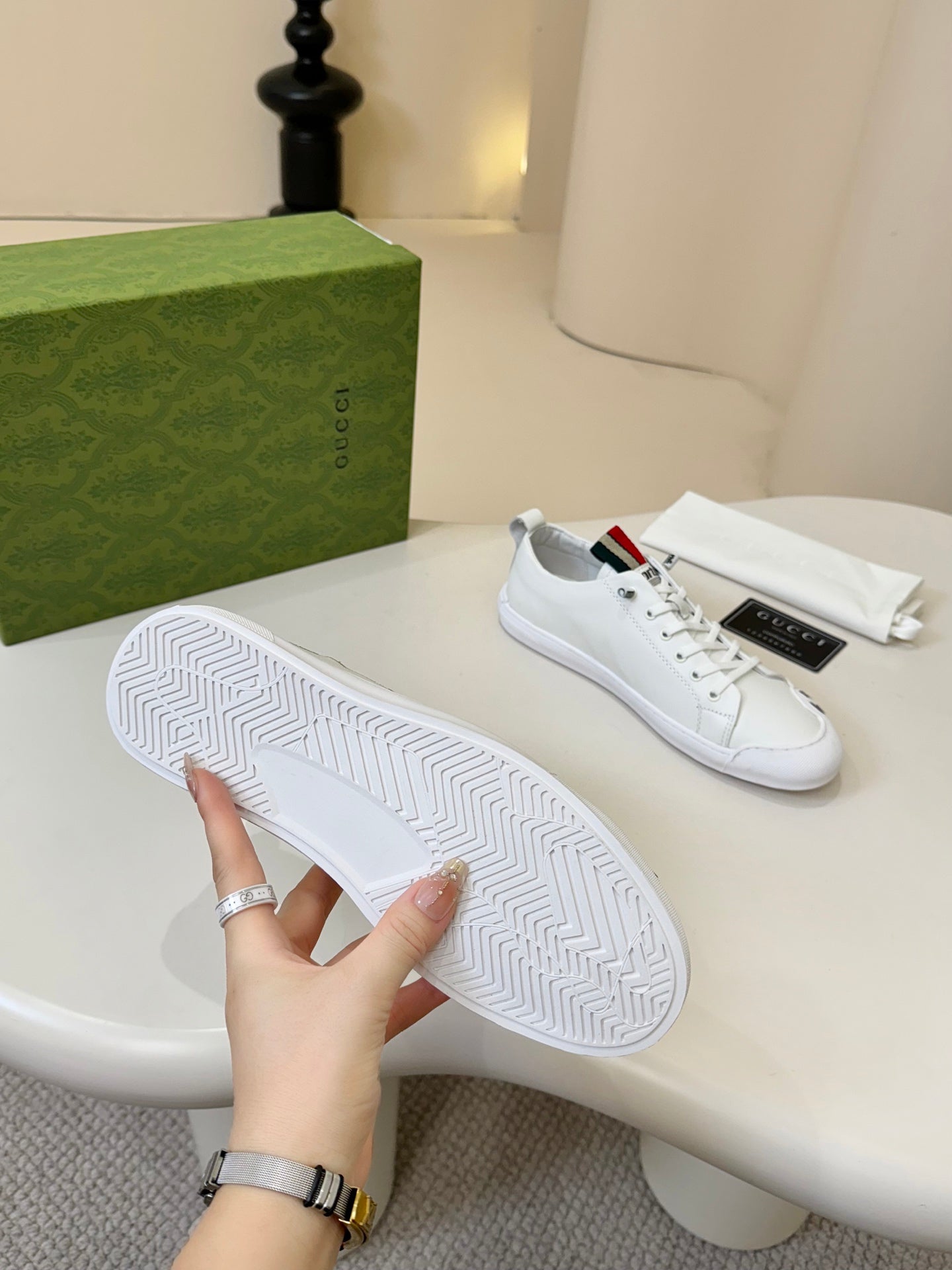 GG Men's Sneaker White Cowhide 740209