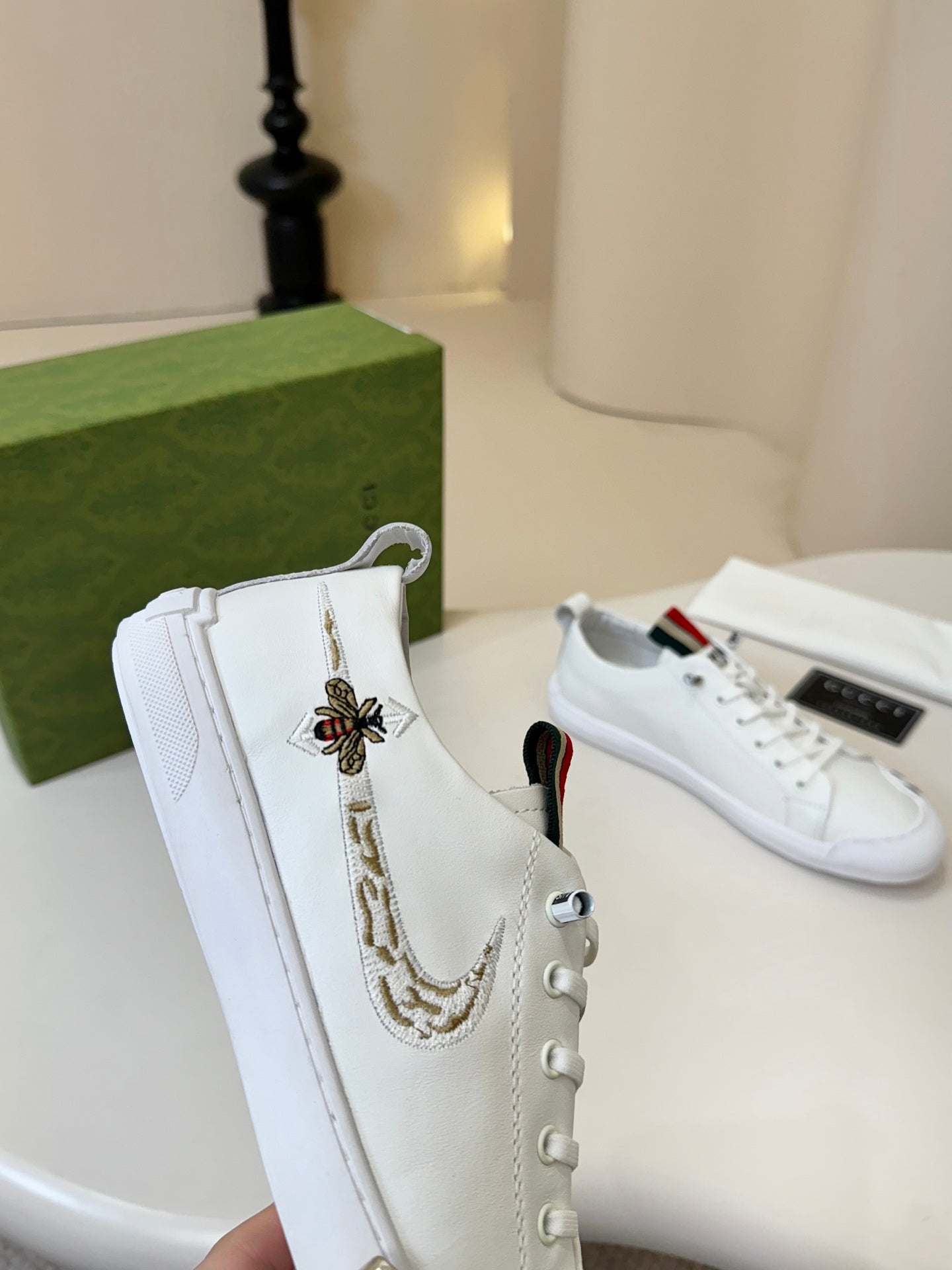 GG Men's Sneaker White Cowhide 740209