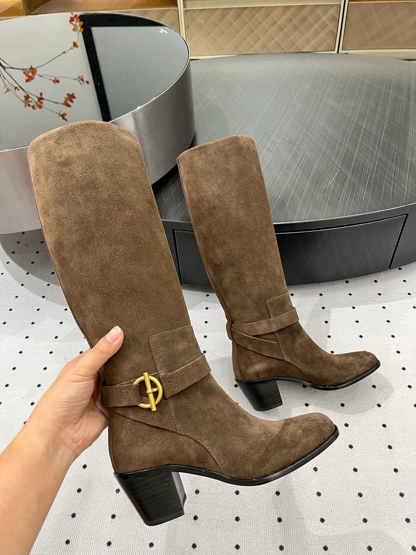 HM Justine 60 Boot Earth Brown Suede 954917