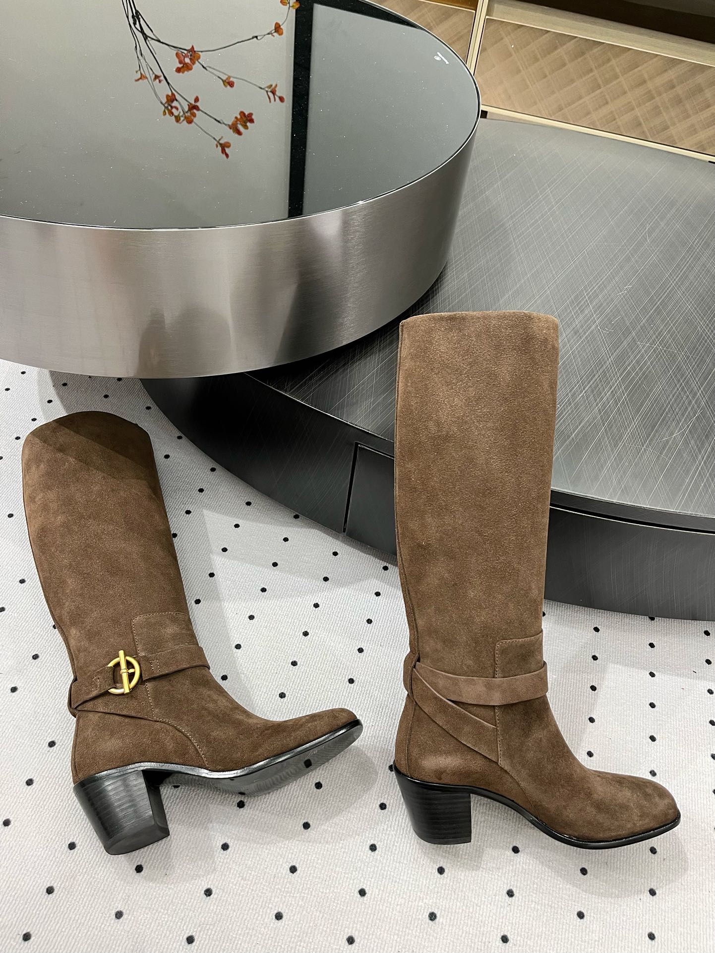 HM Justine 60 Boot Earth Brown Suede 954917