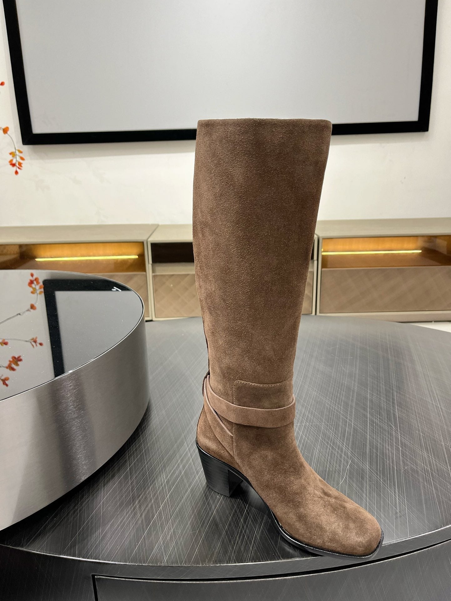 HM Justine 60 Boot Earth Brown Suede 954917