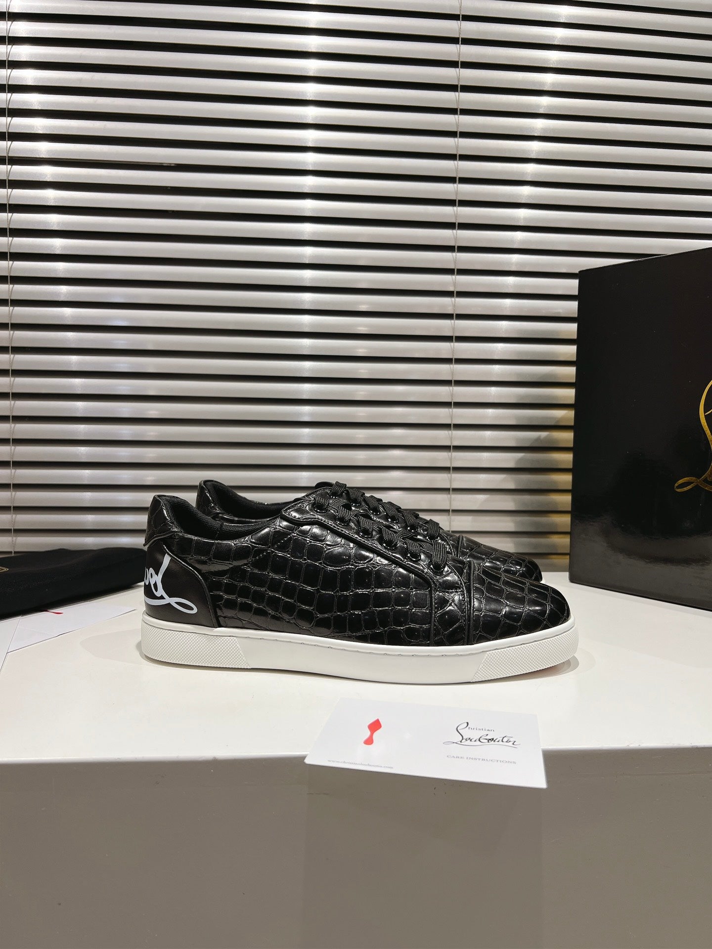 CL Rantulow Orlato Sneakers with logo Black Alligator embossed calf leather 242412