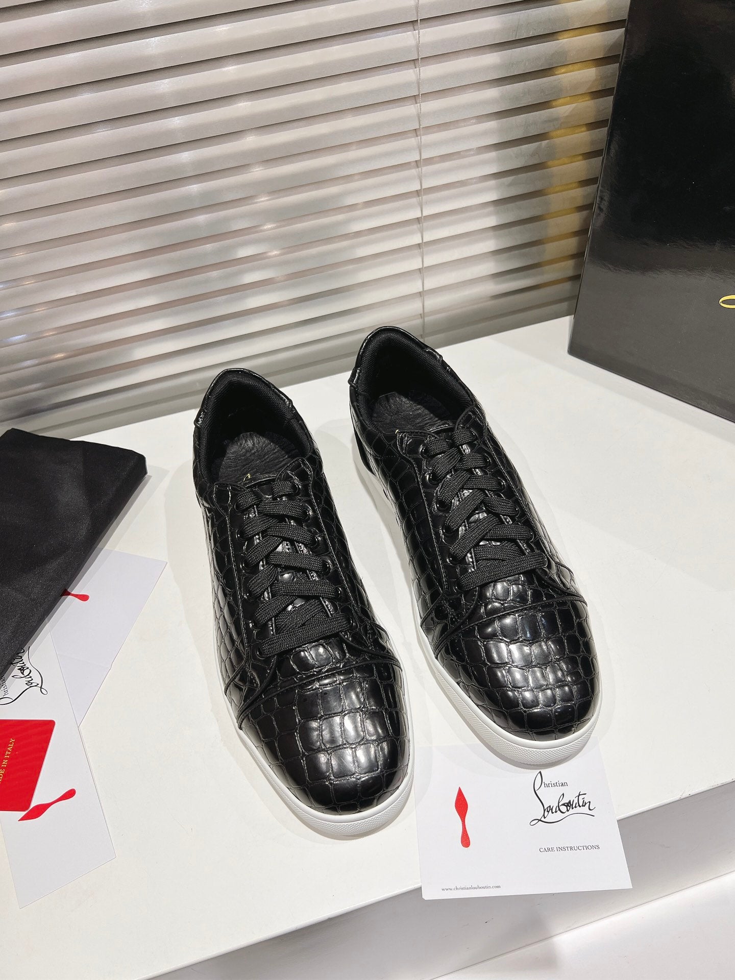 CL Rantulow Orlato Sneakers with logo Black Alligator embossed calf leather 242412