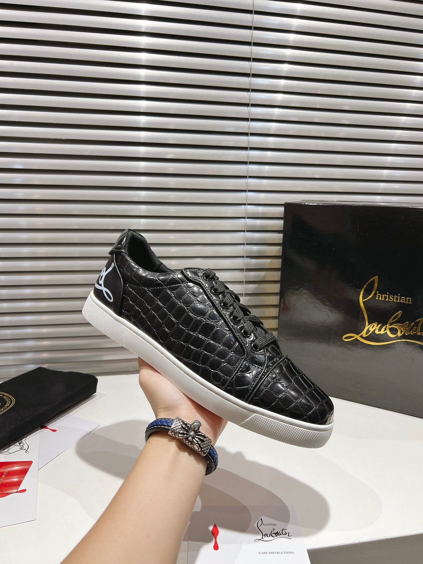 CL Rantulow Orlato Sneakers with logo Black Alligator embossed calf leather 242412