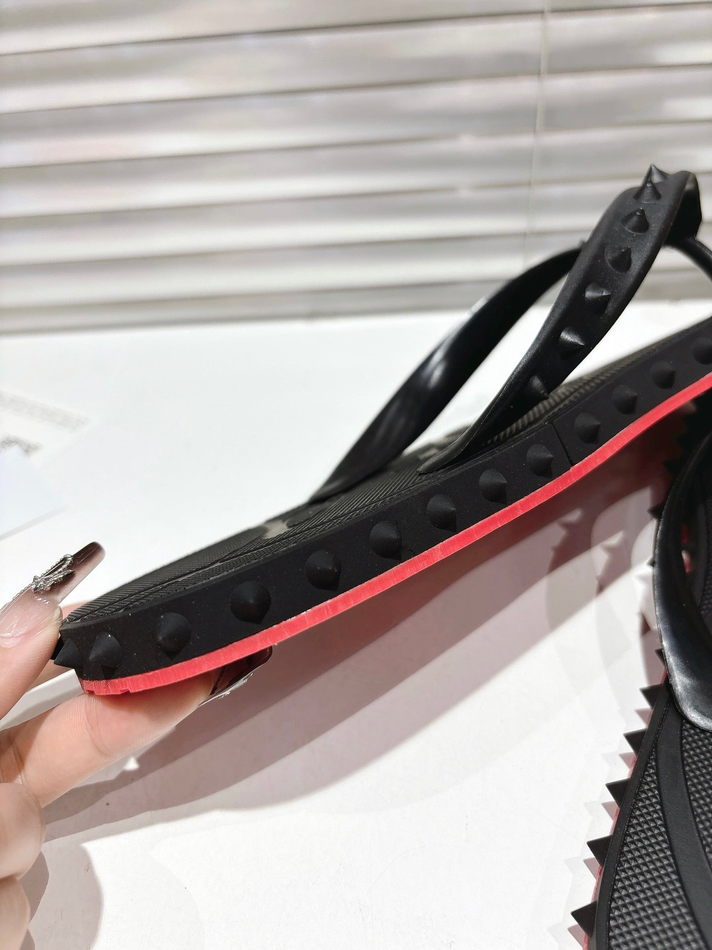 CL 25 Super Loubi Flip Thongs Rubber 242401