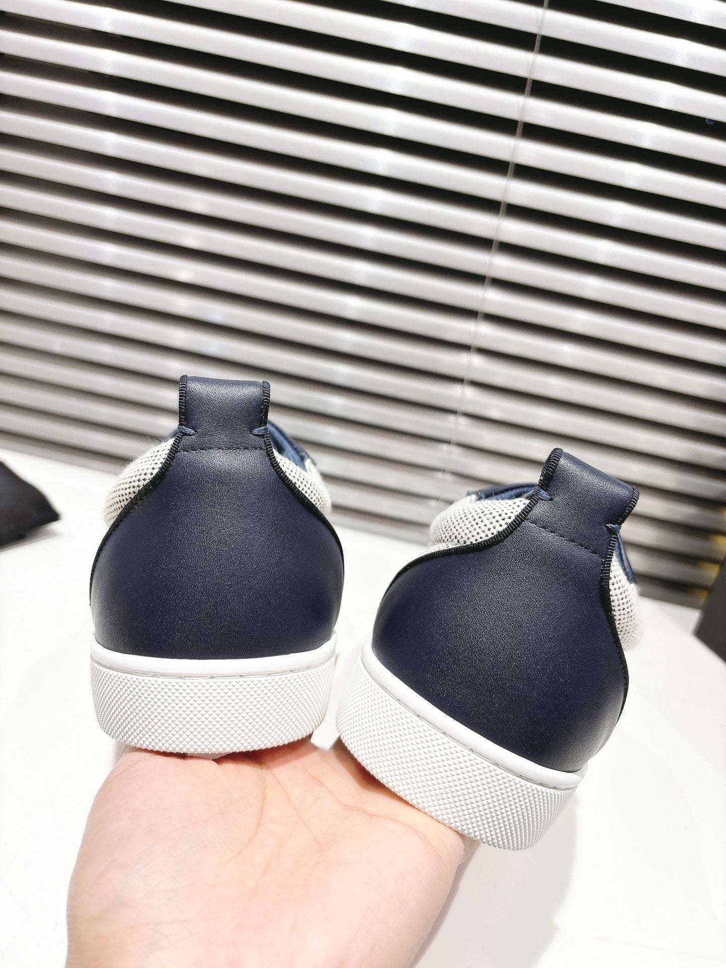 CL 25 Tutti Rui Sneaker Navy Blue Cowhide 323181