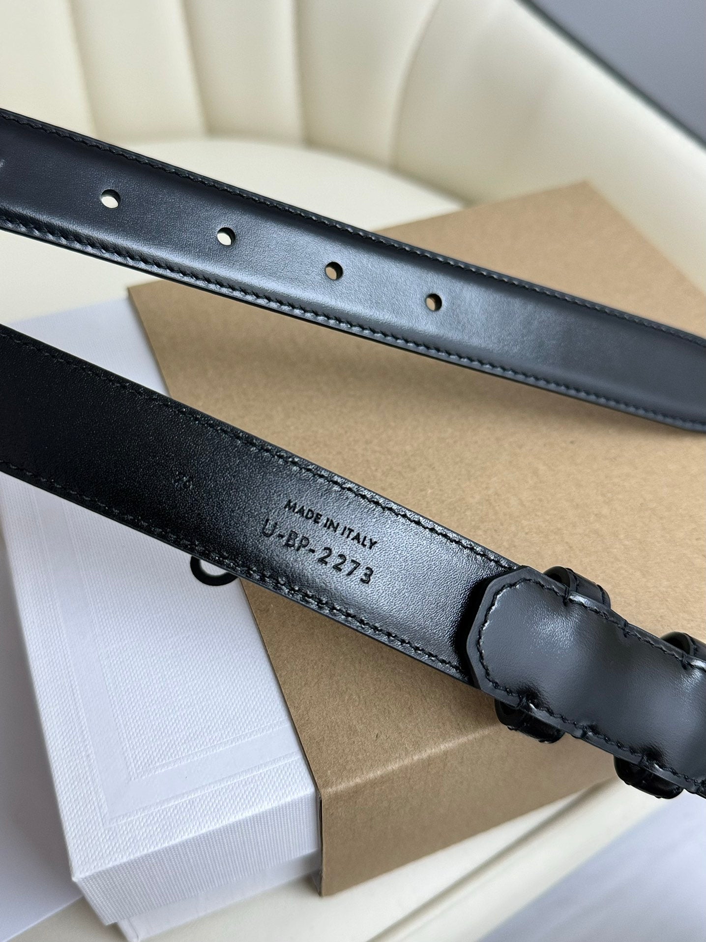 CEL Gold Buckle 18mm Belt Black Cowhide 179731