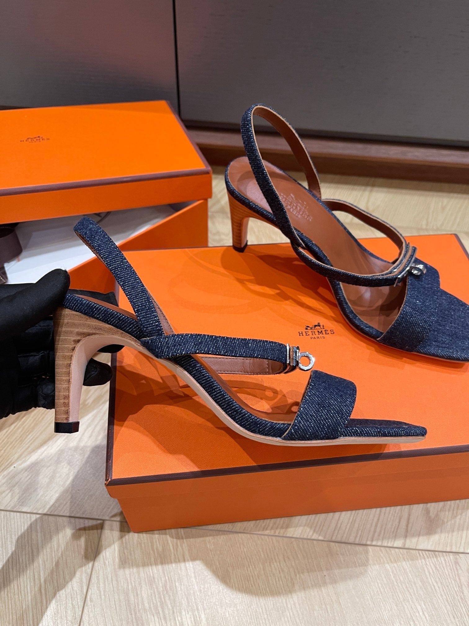 GLAMOUR 75 SANDAL DENIM CALFSKIN