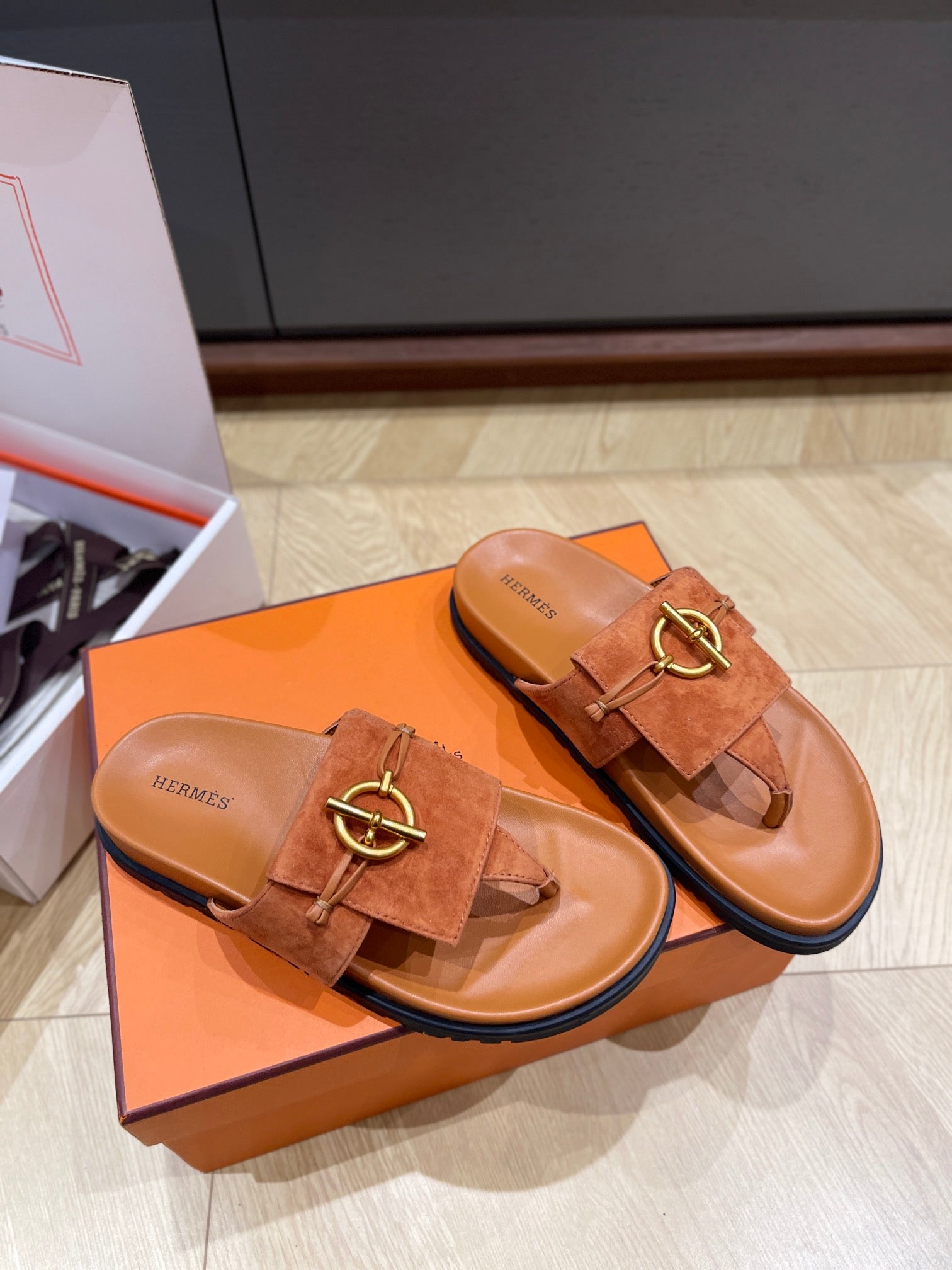 HM 25 Joyce Sandal Calfskin and Rubber 245695