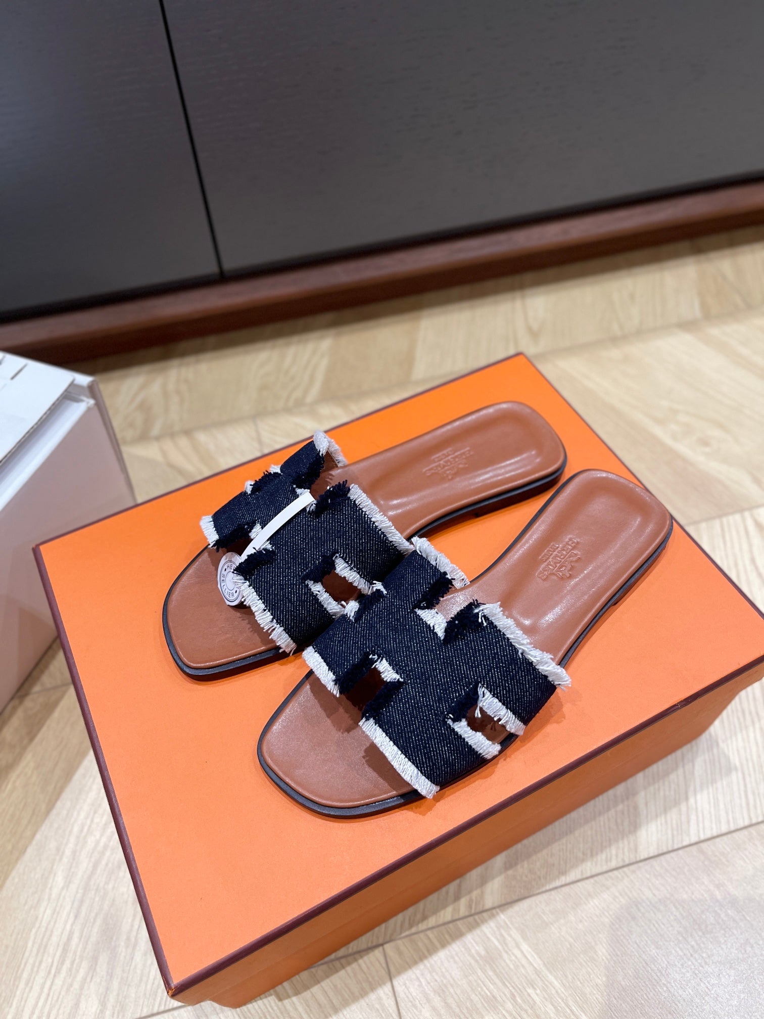 HM 25 Oran sandal Canvas and Leather 245707