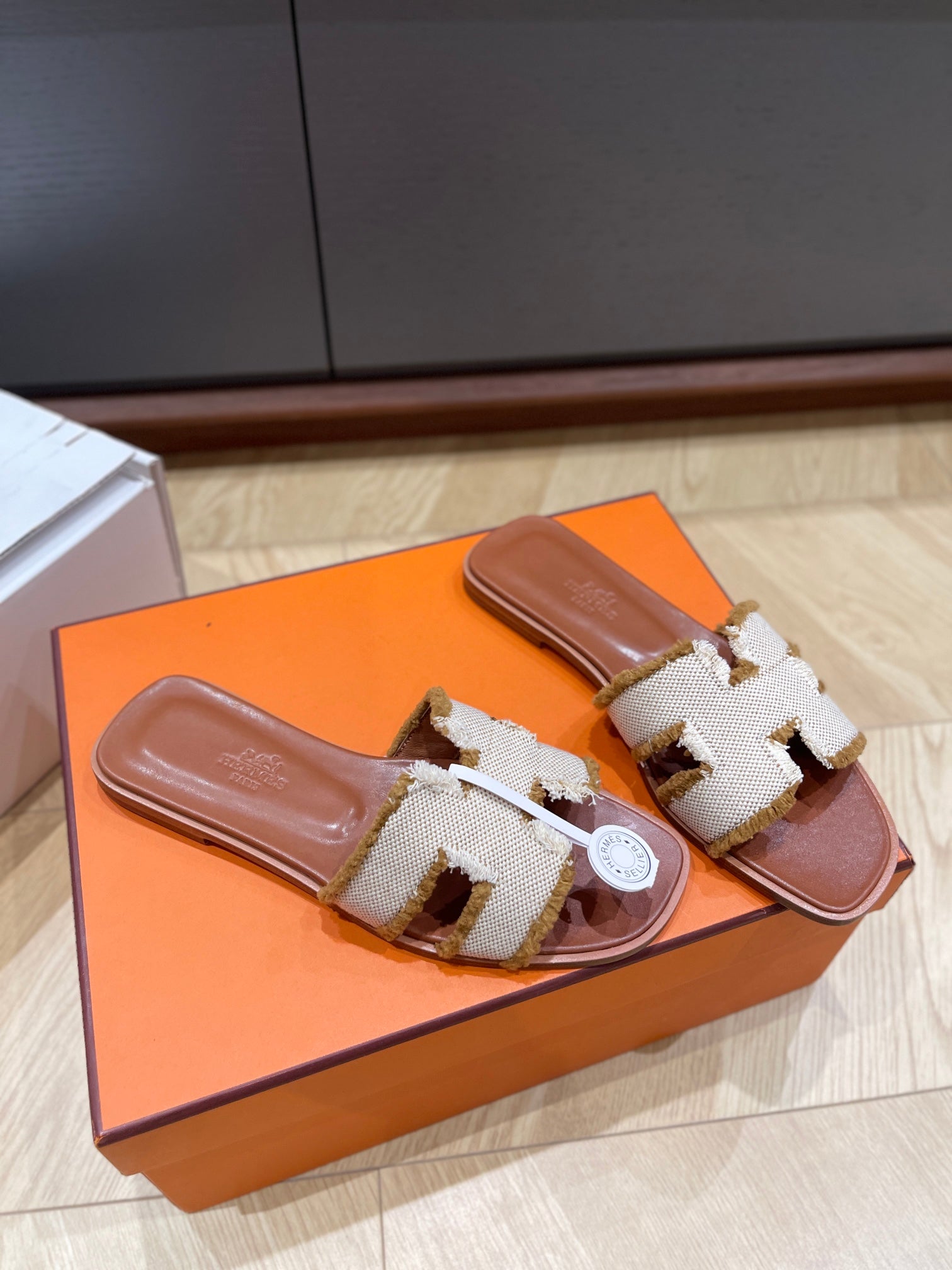 HM 25 Oran sandal Canvas and Leather 245707