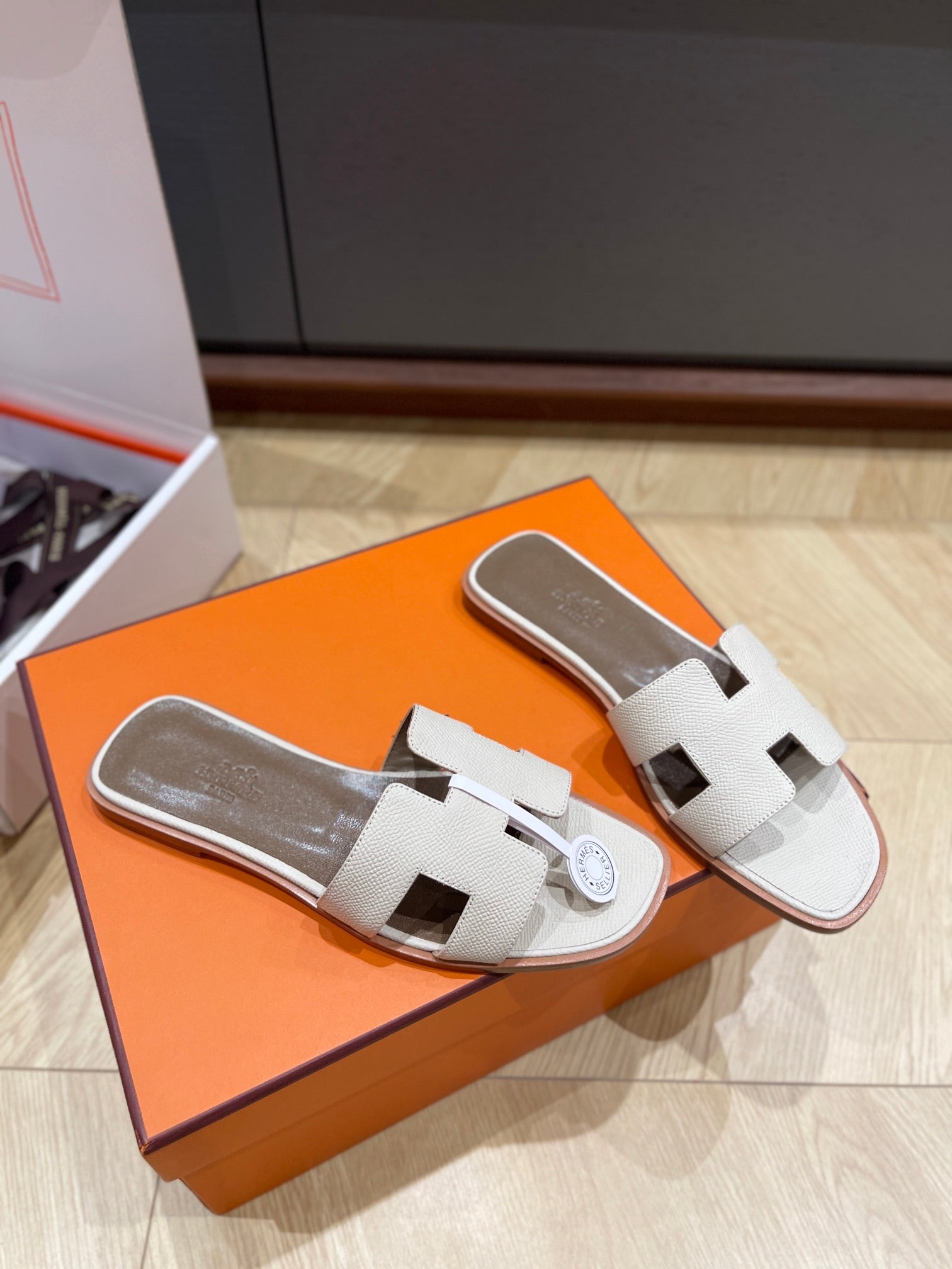 HM 25 Oran sandal Epsom calfskin 245712