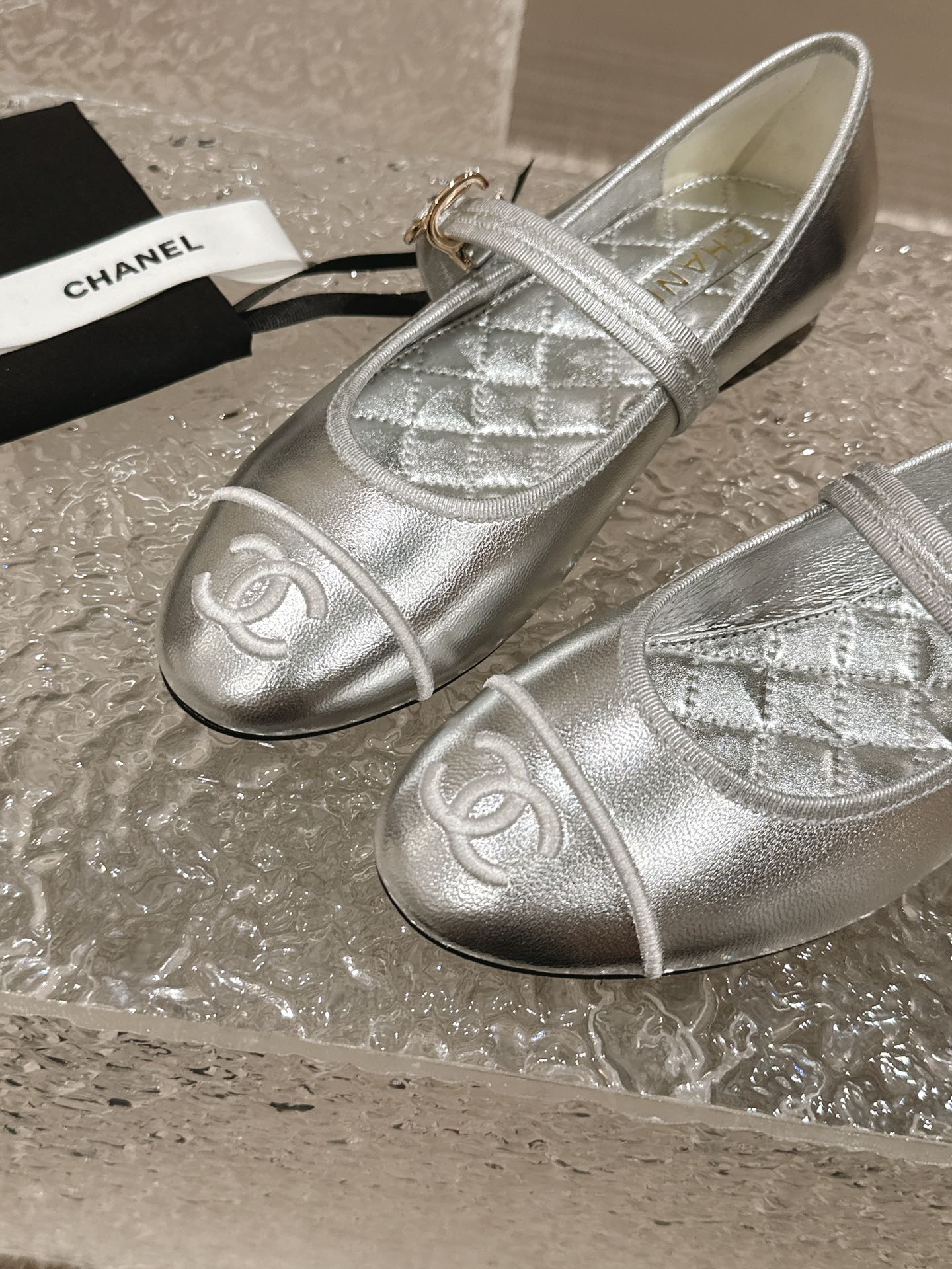 mary janes silver metalic lambskin