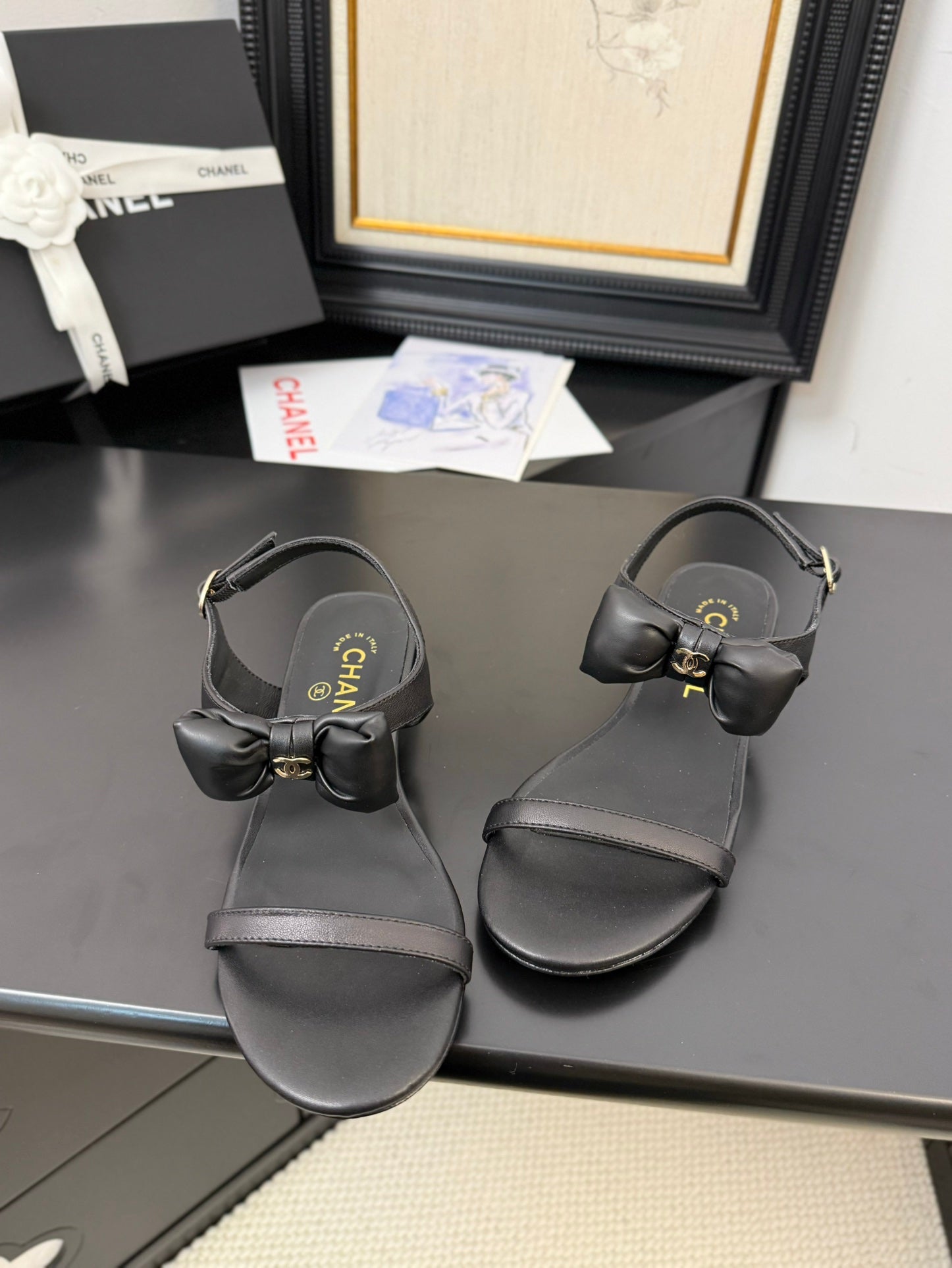 CC 25 Bow Attached Sandals Black Sheepskin 233421