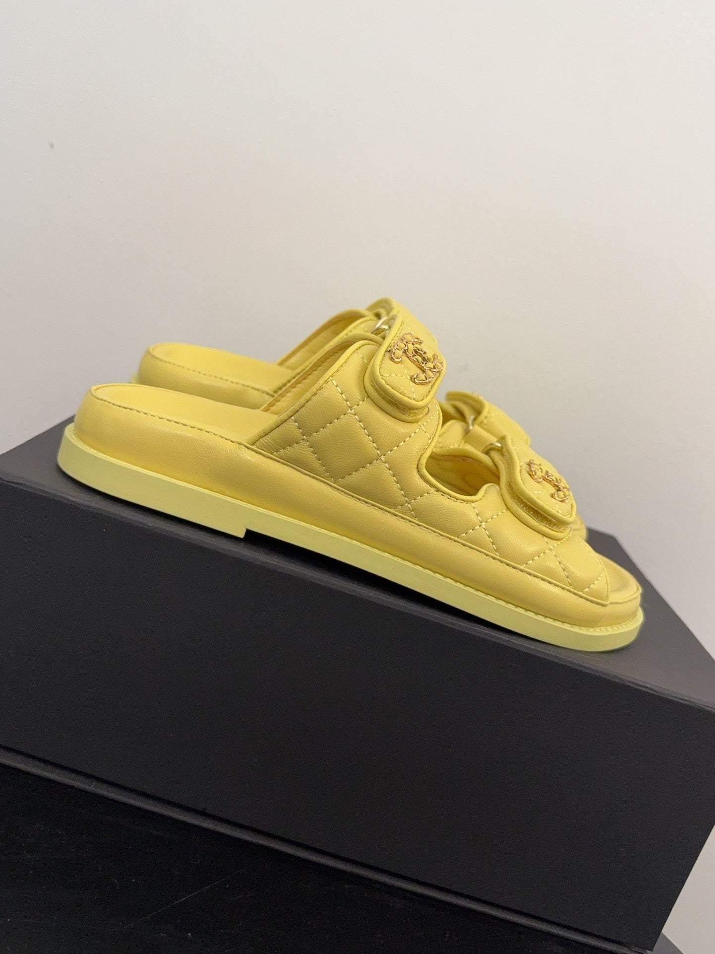 CC 25 Dad Sandal Mule Yellow Calfskin